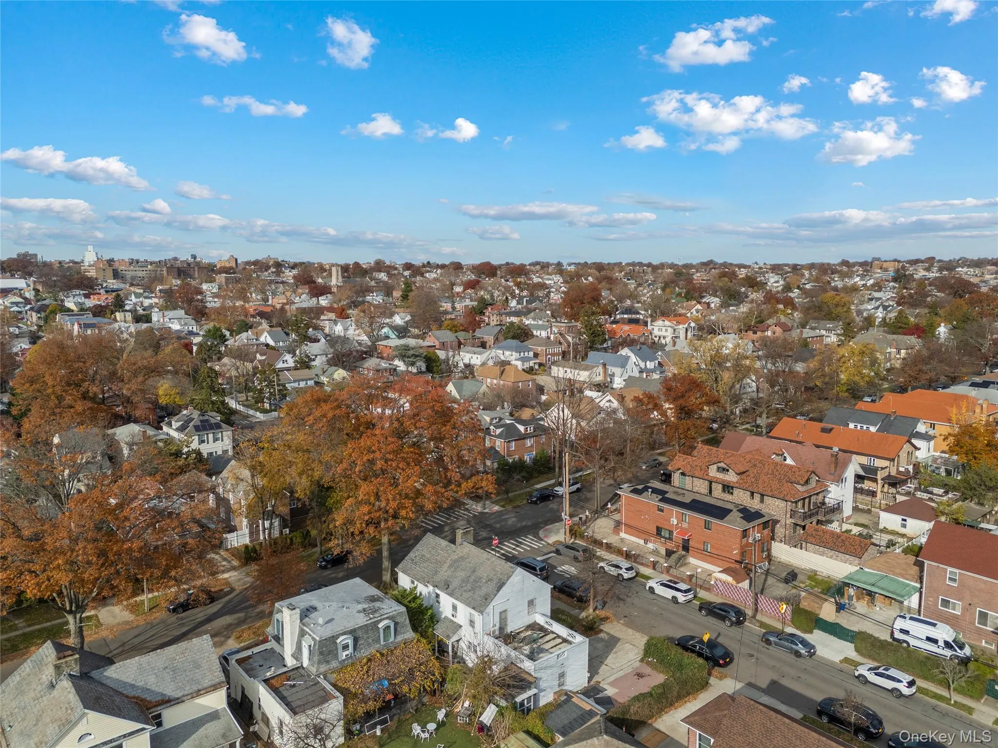 Aerial view of property's location featuring nearby suburban area Aerial view of property's location featuring nearby suburban area