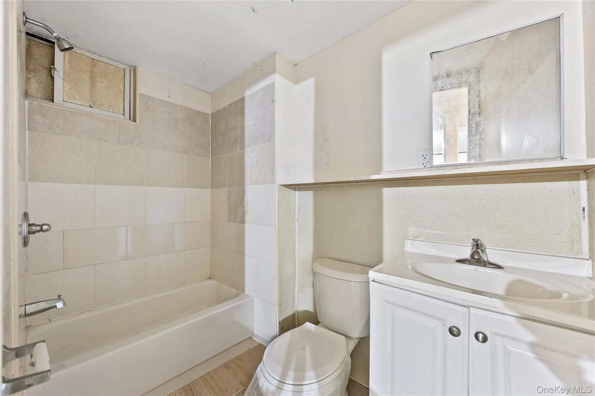52-06 Bowne Street, New York, NY, 6 Bedrooms Bedrooms, 10 Rooms Rooms,4 BathroomsBathrooms,Residential,For Rent,Bowne,0,947445 52-06 Bowne Street, New York, NY, 6 Bedrooms Bedrooms, 10 Rooms Rooms,4 BathroomsBathrooms,Residential,For Rent,Bowne,0,947445