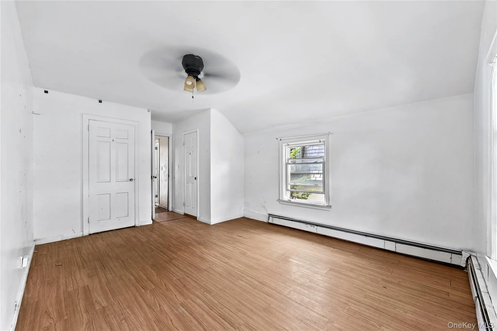 52-06 Bowne Street, New York, NY, 6 Bedrooms Bedrooms, 10 Rooms Rooms,4 BathroomsBathrooms,Residential,For Rent,Bowne,0,947445 52-06 Bowne Street, New York, NY, 6 Bedrooms Bedrooms, 10 Rooms Rooms,4 BathroomsBathrooms,Residential,For Rent,Bowne,0,947445