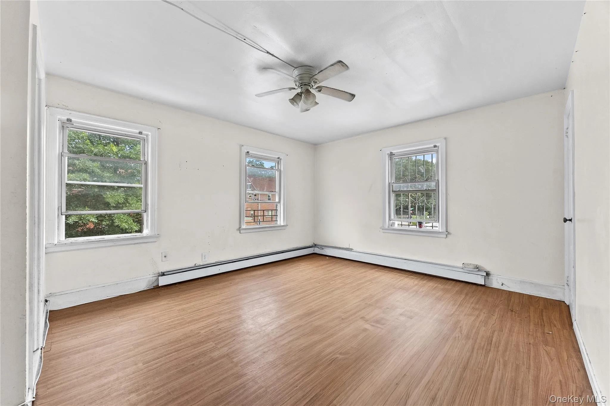 52-06 Bowne Street, New York, NY, 6 Bedrooms Bedrooms, 10 Rooms Rooms,4 BathroomsBathrooms,Residential,For Rent,Bowne,0,947445 52-06 Bowne Street, New York, NY, 6 Bedrooms Bedrooms, 10 Rooms Rooms,4 BathroomsBathrooms,Residential,For Rent,Bowne,0,947445