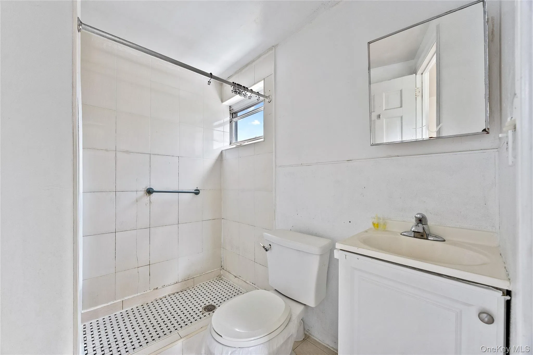 52-06 Bowne Street, New York, NY, 6 Bedrooms Bedrooms, 10 Rooms Rooms,4 BathroomsBathrooms,Residential,For Rent,Bowne,0,947445 52-06 Bowne Street, New York, NY, 6 Bedrooms Bedrooms, 10 Rooms Rooms,4 BathroomsBathrooms,Residential,For Rent,Bowne,0,947445