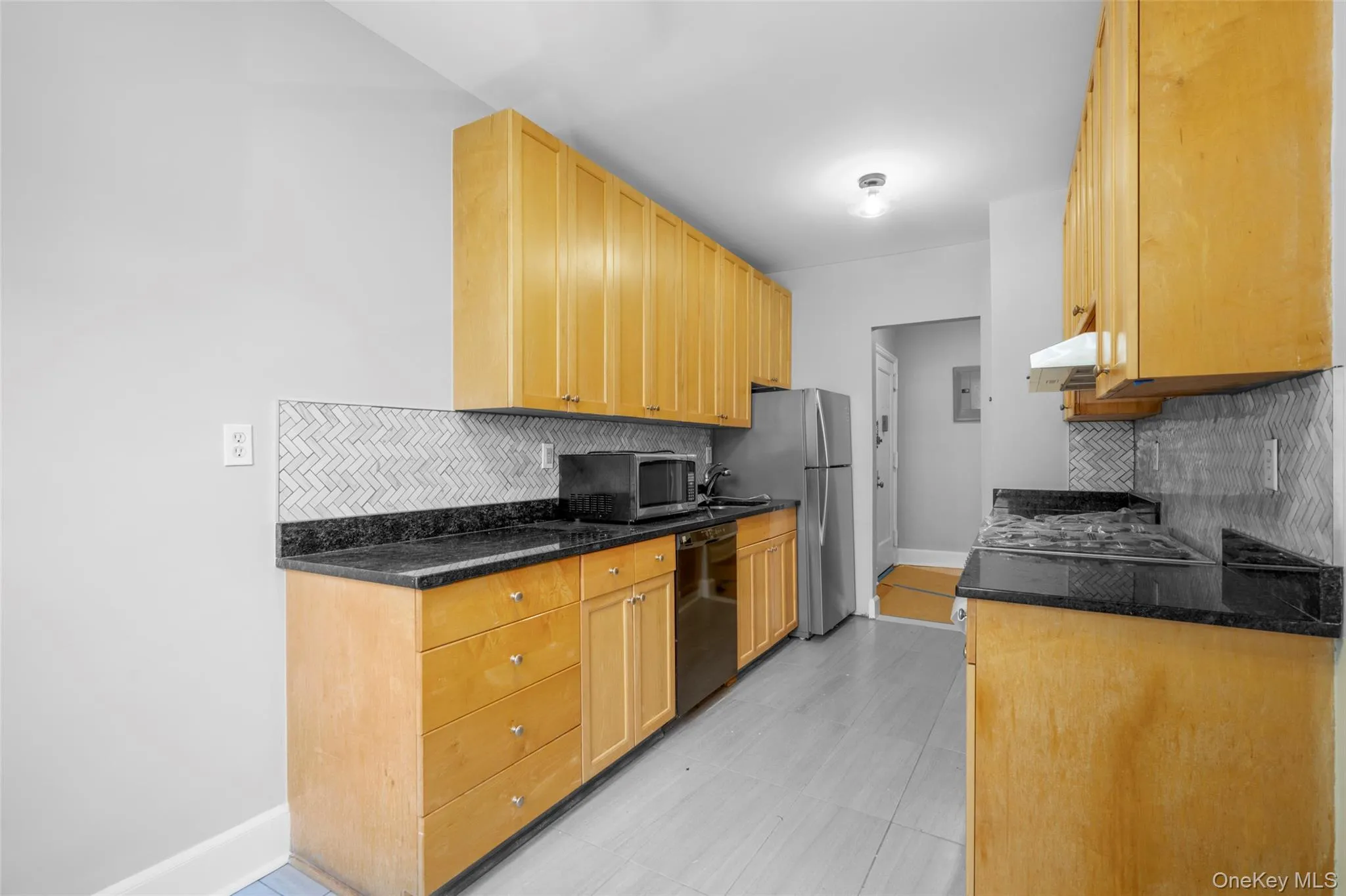 30 Windsor Terrace, White Plains, NY, 2 Bedrooms Bedrooms, 4 Rooms Rooms,1 BathroomBathrooms,Residential Lease,For Rent,Windsor,0,947462 30 Windsor Terrace, White Plains, NY, 2 Bedrooms Bedrooms, 4 Rooms Rooms,1 BathroomBathrooms,Residential Lease,For Rent,Windsor,0,947462