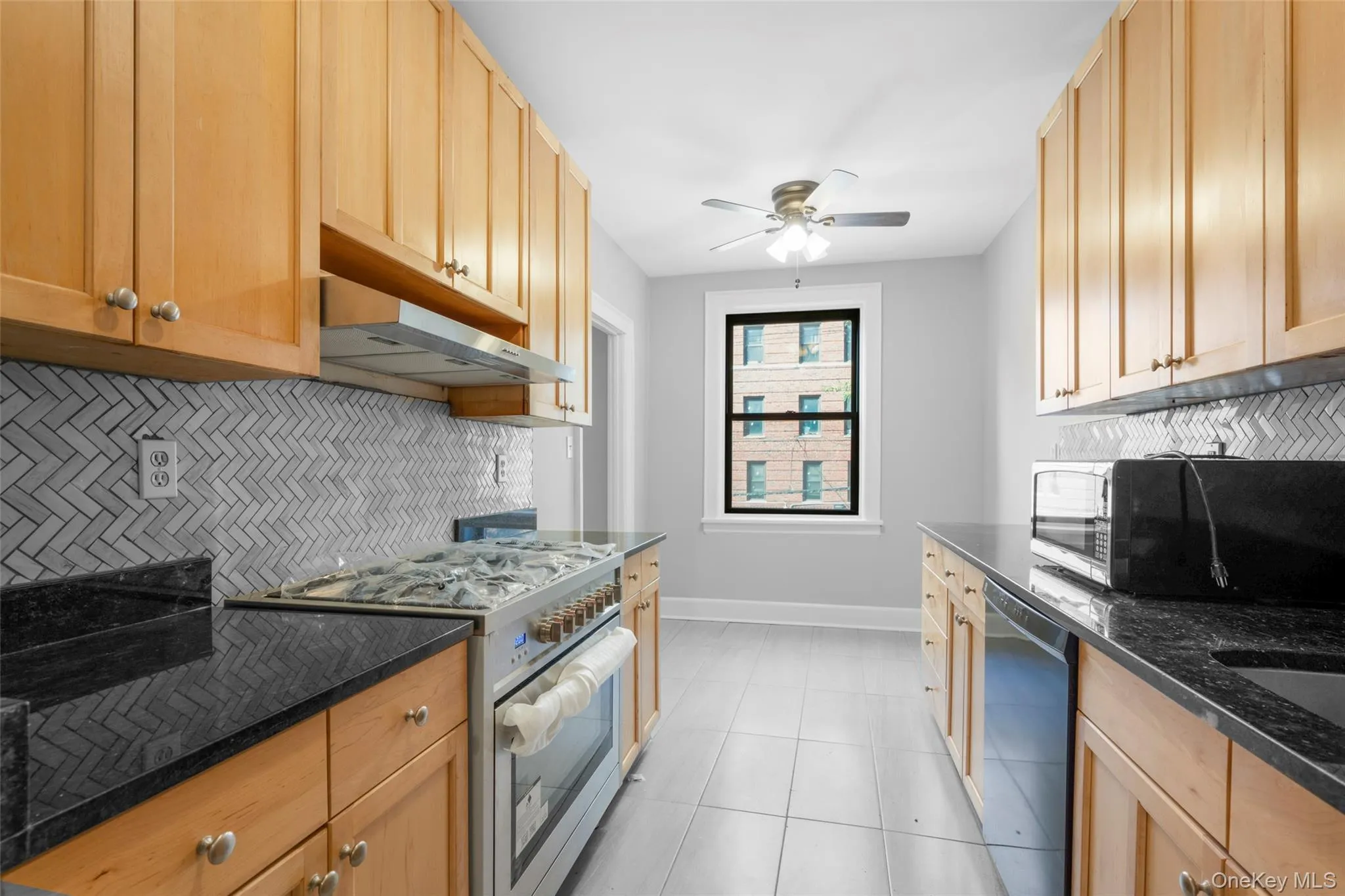 30 Windsor Terrace, White Plains, NY, 2 Bedrooms Bedrooms, 4 Rooms Rooms,1 BathroomBathrooms,Residential Lease,For Rent,Windsor,0,947462 30 Windsor Terrace, White Plains, NY, 2 Bedrooms Bedrooms, 4 Rooms Rooms,1 BathroomBathrooms,Residential Lease,For Rent,Windsor,0,947462