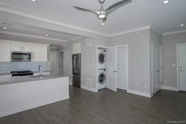 262 Indian Head Road, Smithtown, NY, 1 Bedroom Bedrooms, 4 Rooms Rooms,1 BathroomBathrooms,Residential Lease,Idx,Indian Head,0,947523 262 Indian Head Road, Smithtown, NY, 1 Bedroom Bedrooms, 4 Rooms Rooms,1 BathroomBathrooms,Residential Lease,Idx,Indian Head,0,947523