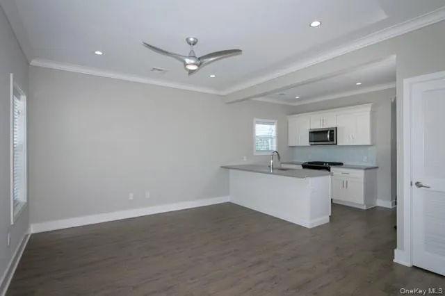 262 Indian Head Road, Smithtown, NY, 1 Bedroom Bedrooms, 4 Rooms Rooms,1 BathroomBathrooms,Residential Lease,Idx,Indian Head,0,947523 262 Indian Head Road, Smithtown, NY, 1 Bedroom Bedrooms, 4 Rooms Rooms,1 BathroomBathrooms,Residential Lease,Idx,Indian Head,0,947523