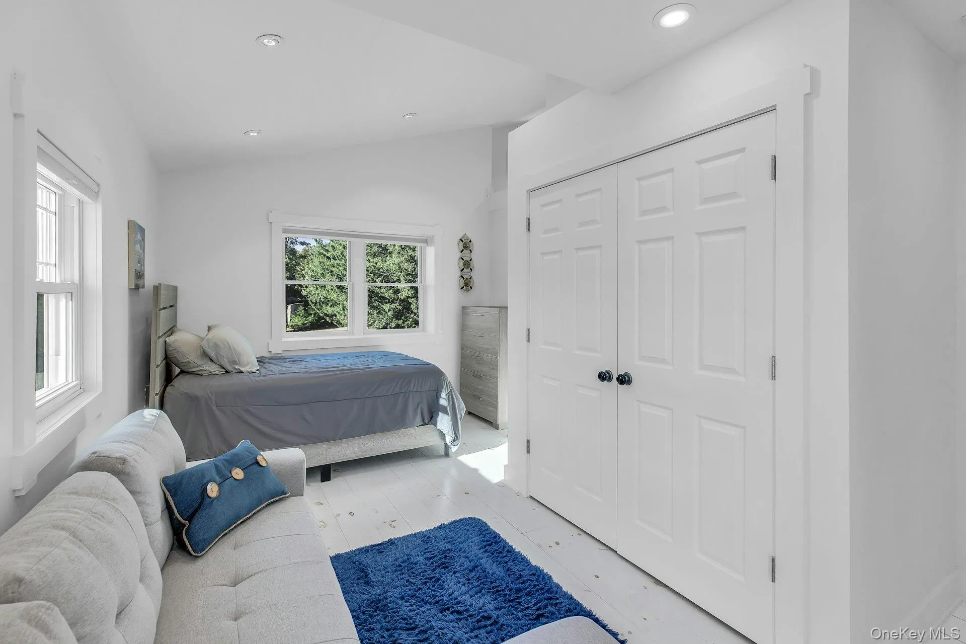 7 Springville Circle, Southampton, New York 11946