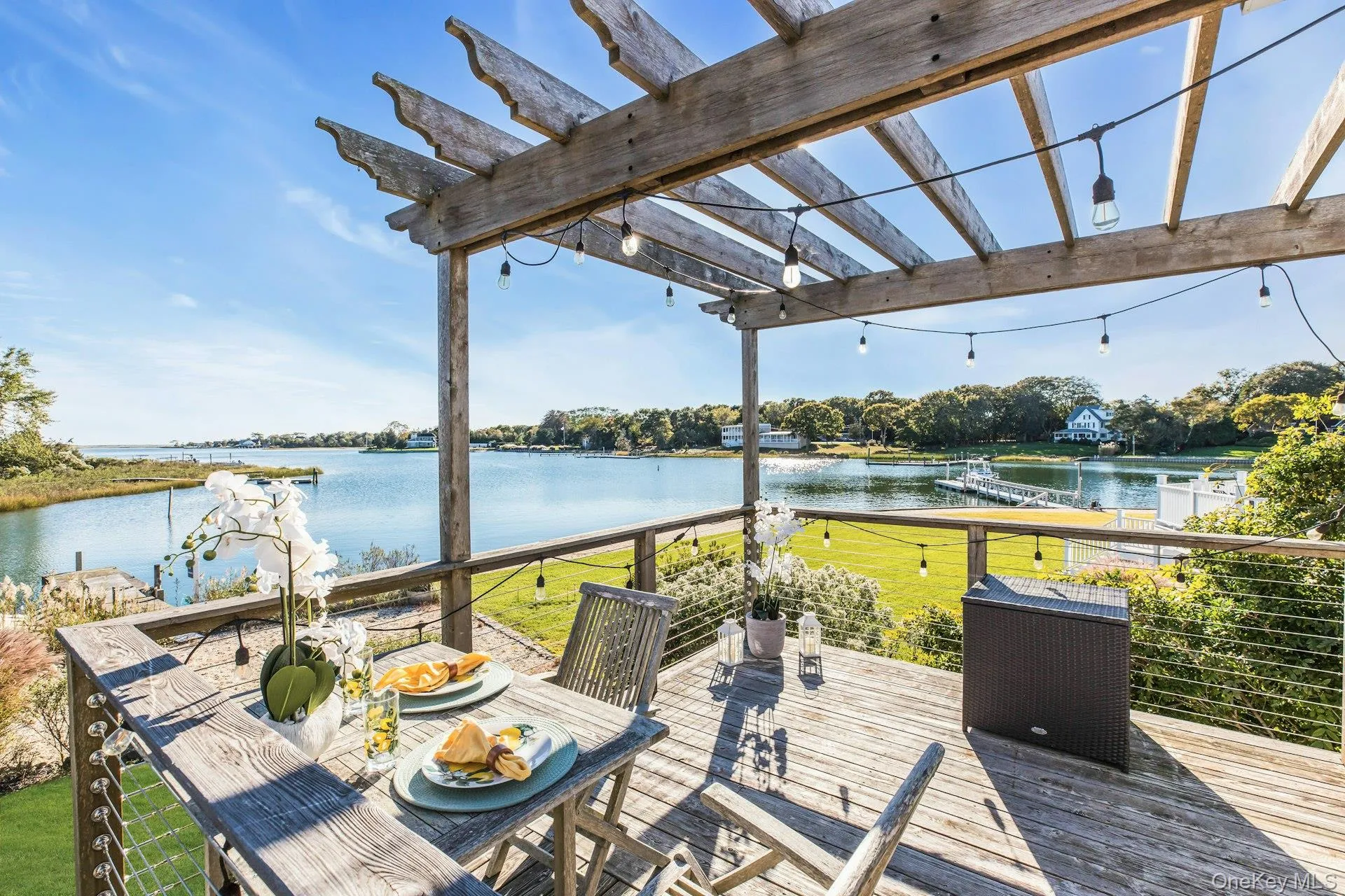 7 Springville Circle, Southampton, New York 11946