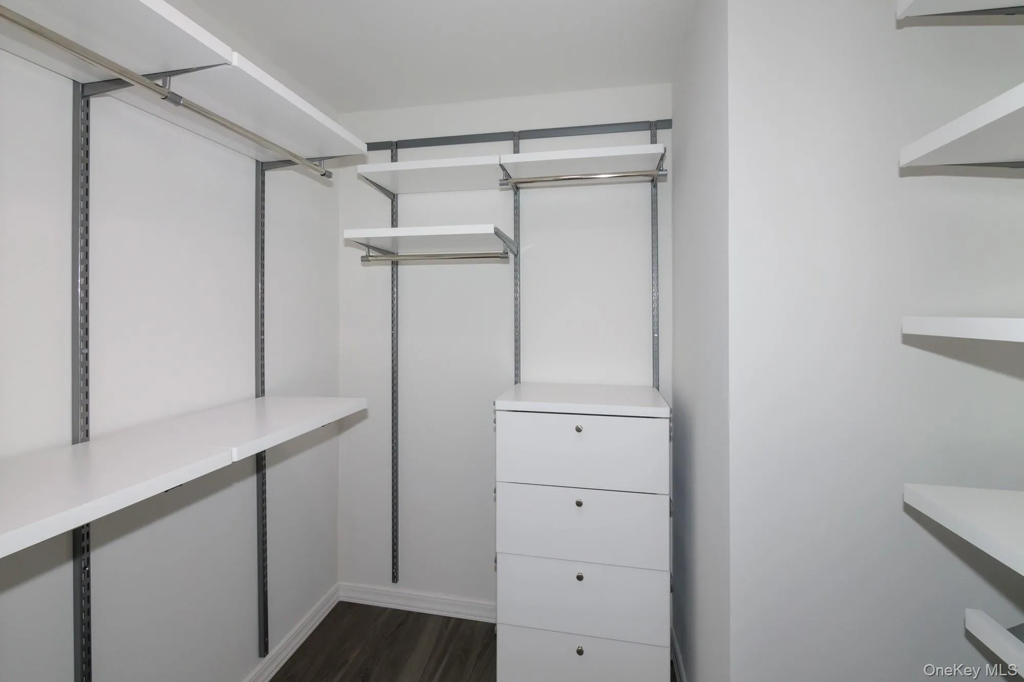 160 Cassa Loop, Brookhaven, NY, 1 Bedroom Bedrooms, 4 Rooms Rooms,1 BathroomBathrooms,Residential Lease,Idx,Cassa,0,947584 160 Cassa Loop, Brookhaven, NY, 1 Bedroom Bedrooms, 4 Rooms Rooms,1 BathroomBathrooms,Residential Lease,Idx,Cassa,0,947584