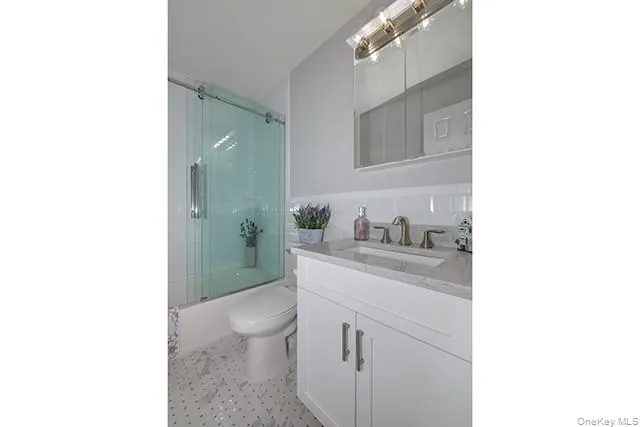 184 Cassa Loop, Brookhaven, NY, 2 Bedrooms Bedrooms, 6 Rooms Rooms,2 BathroomsBathrooms,Residential Lease,Idx,Cassa,0,947589 184 Cassa Loop, Brookhaven, NY, 2 Bedrooms Bedrooms, 6 Rooms Rooms,2 BathroomsBathrooms,Residential Lease,Idx,Cassa,0,947589