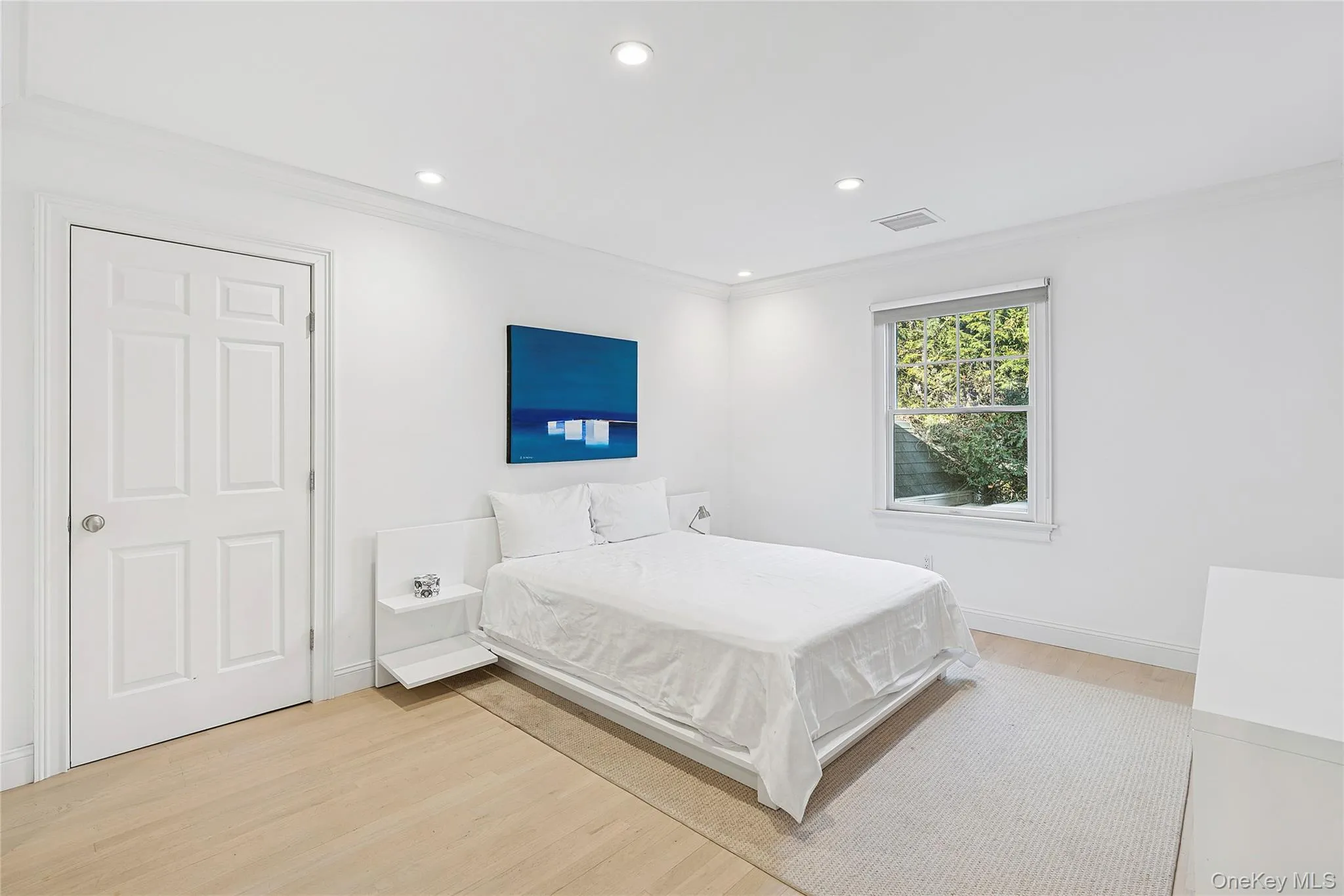 122 Beach Road, Southampton, NY, 3 Bedrooms Bedrooms, 10 Rooms Rooms,4 BathroomsBathrooms,Residential,For Rent,Beach,0,947678 122 Beach Road, Southampton, NY, 3 Bedrooms Bedrooms, 10 Rooms Rooms,4 BathroomsBathrooms,Residential,For Rent,Beach,0,947678
