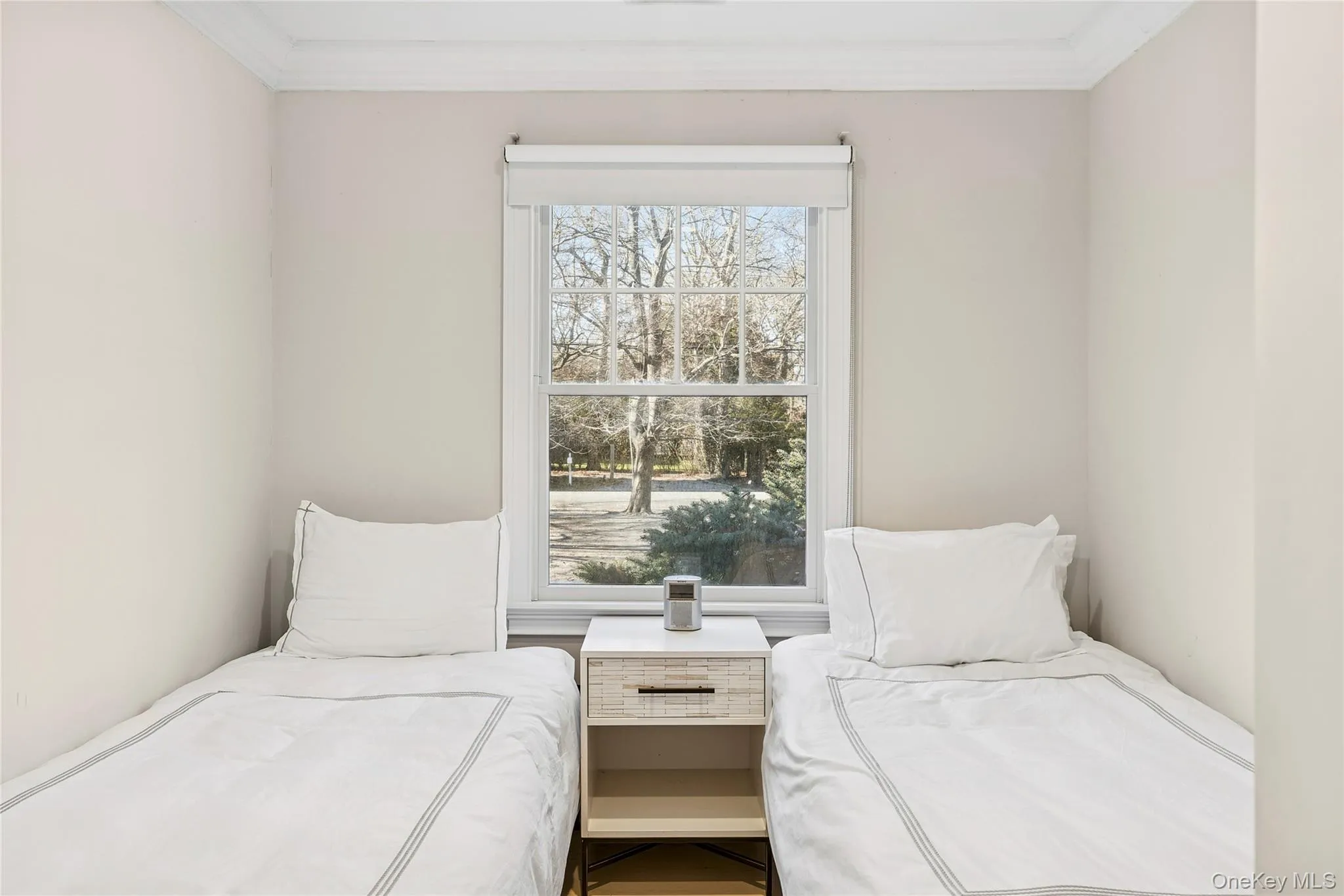 122 Beach Road, Southampton, NY, 3 Bedrooms Bedrooms, 10 Rooms Rooms,4 BathroomsBathrooms,Residential,For Rent,Beach,0,947678 122 Beach Road, Southampton, NY, 3 Bedrooms Bedrooms, 10 Rooms Rooms,4 BathroomsBathrooms,Residential,For Rent,Beach,0,947678