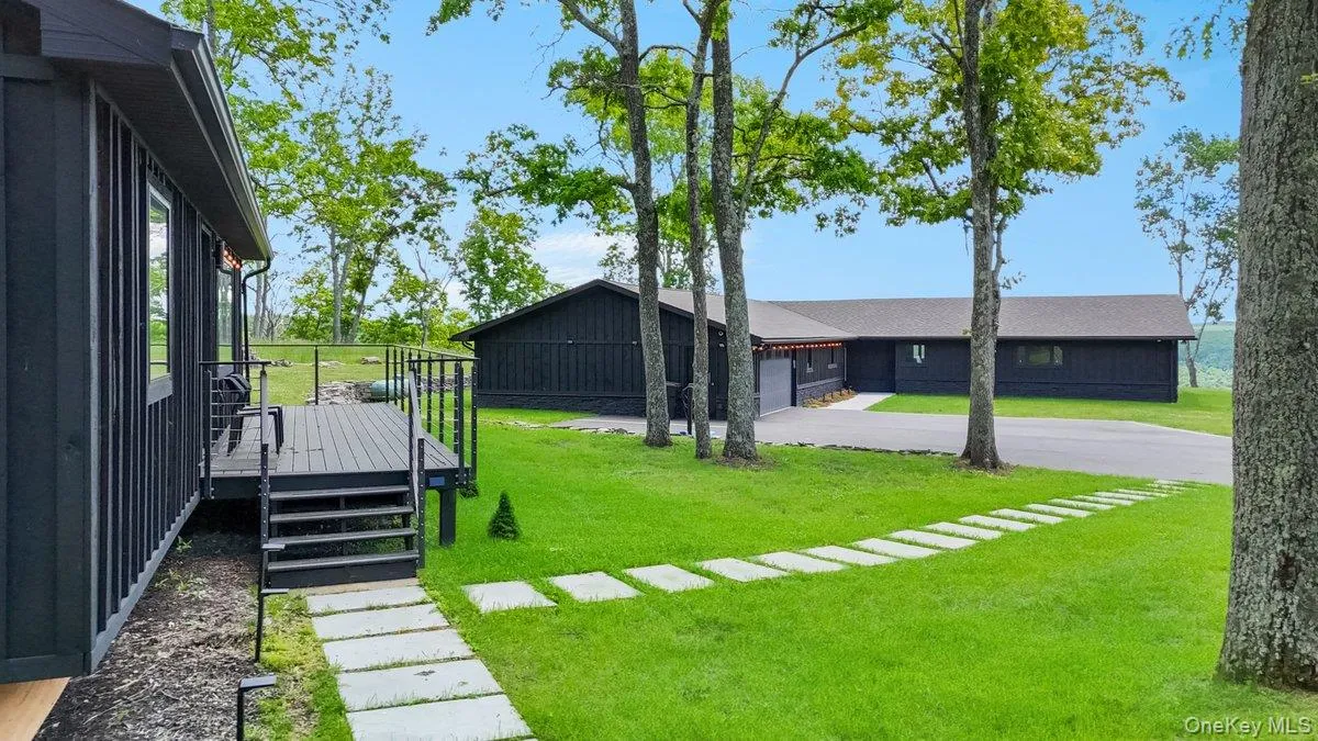 125 Mapes Road, Highland, NY, 5 Bedrooms Bedrooms, 12 Rooms Rooms,3 BathroomsBathrooms,Residential,For Rent,Mapes,0,947681 125 Mapes Road, Highland, NY, 5 Bedrooms Bedrooms, 12 Rooms Rooms,3 BathroomsBathrooms,Residential,For Rent,Mapes,0,947681