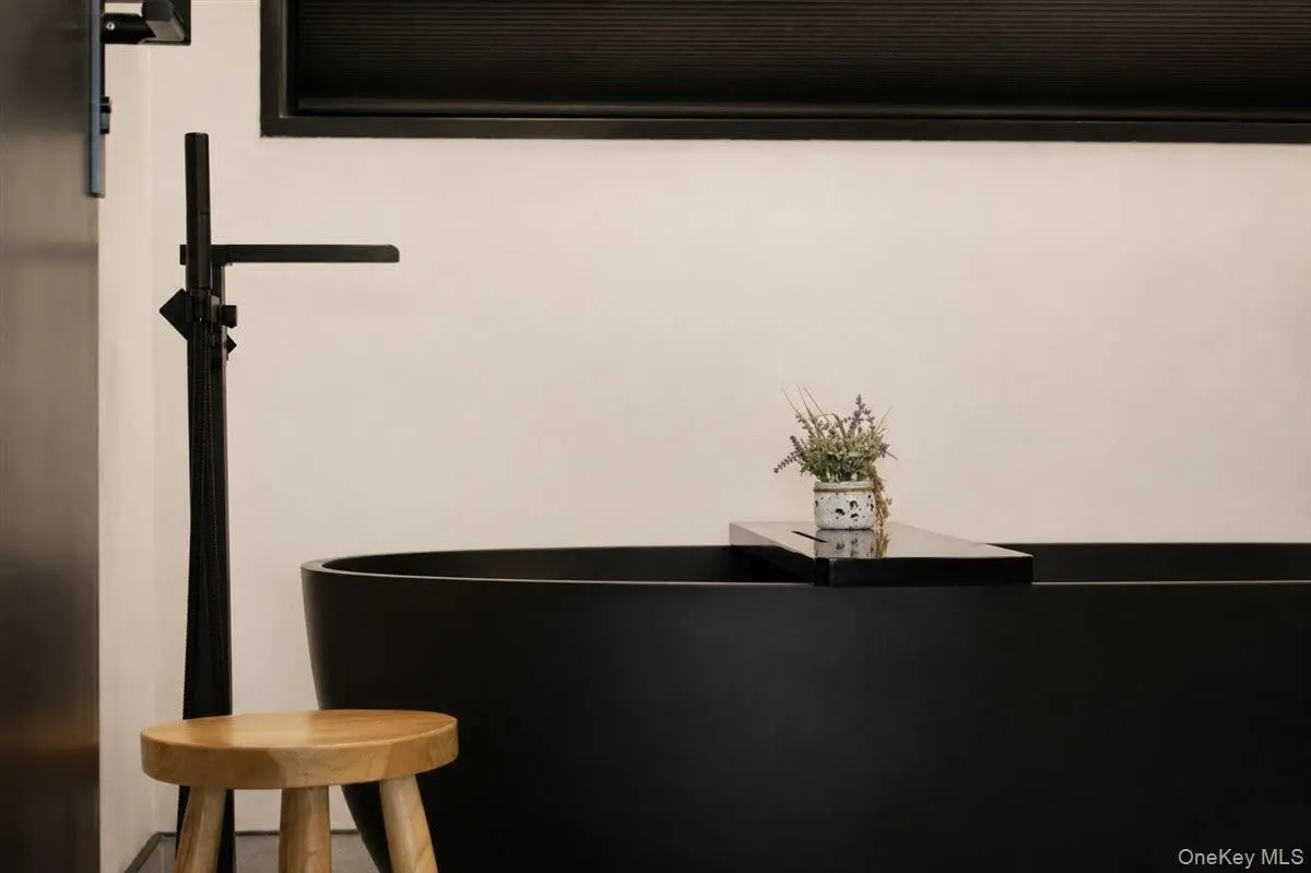 Soaking Tub Soaking Tub