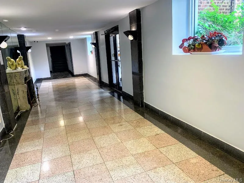 With 2 Sides Elevators. Wide Stairways. With 2 Sides Elevators. Wide Stairways.