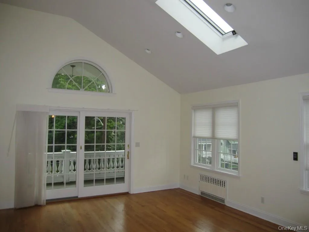 62 Soundview Street, New Rochelle, NY, 4 Bedrooms Bedrooms, 8 Rooms Rooms,3 BathroomsBathrooms,Residential Lease,Idx,Soundview,0,947707 62 Soundview Street, New Rochelle, NY, 4 Bedrooms Bedrooms, 8 Rooms Rooms,3 BathroomsBathrooms,Residential Lease,Idx,Soundview,0,947707