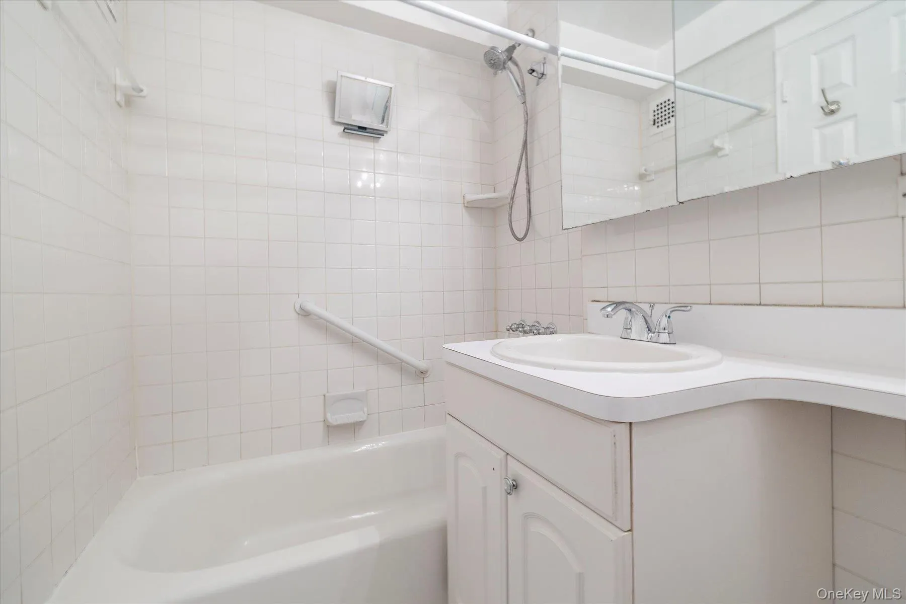 420 Shore Road, Long Beach, NY, 1 Bedroom Bedrooms, 5 Rooms Rooms,1 BathroomBathrooms,Residential Lease,Idx,Shore,0,947761 420 Shore Road, Long Beach, NY, 1 Bedroom Bedrooms, 5 Rooms Rooms,1 BathroomBathrooms,Residential Lease,Idx,Shore,0,947761