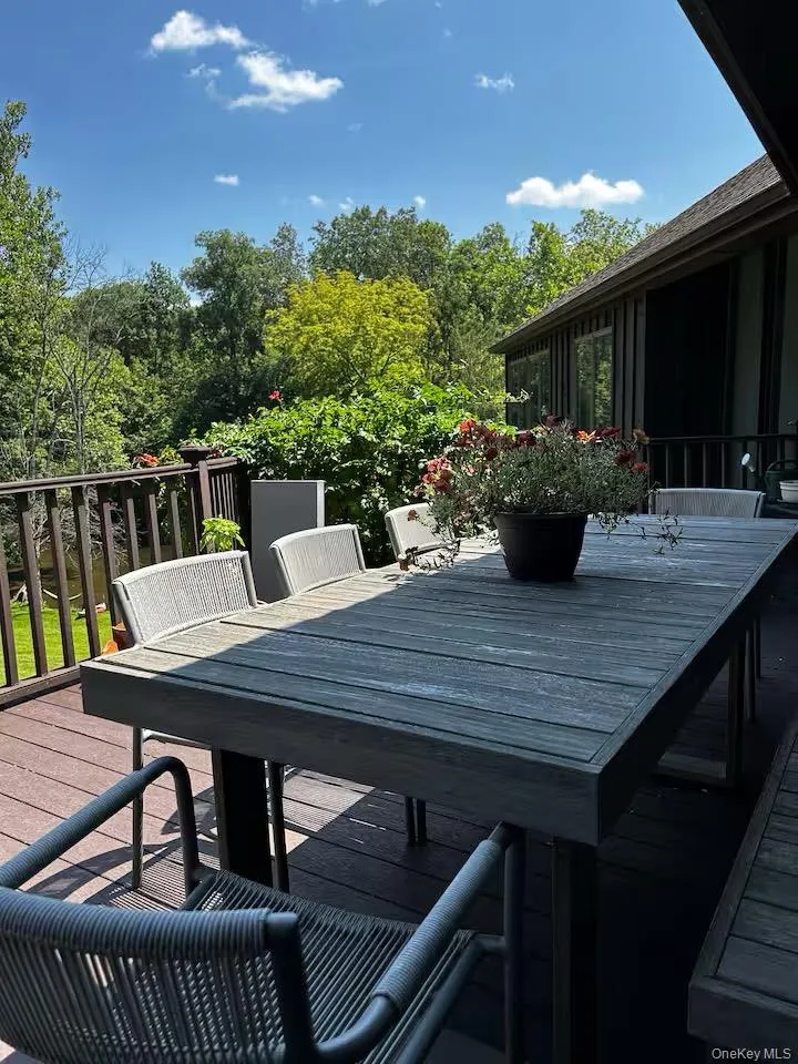 Sit and enjoy the view while sipping a drink or enjoying a meal Sit and enjoy the view while sipping a drink or enjoying a meal