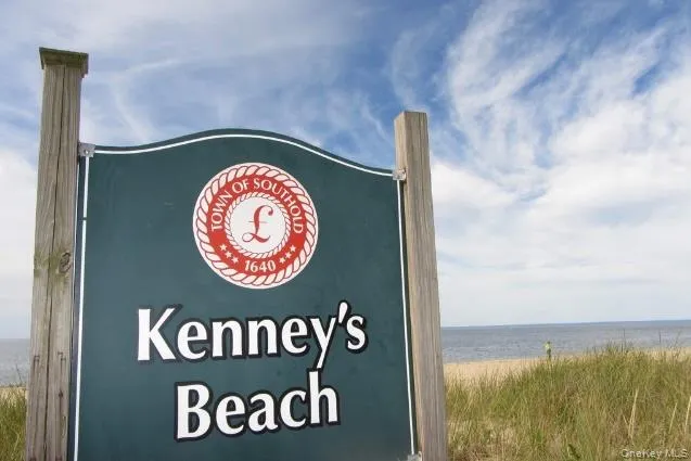 View of community / neighborhood sign View of community / neighborhood sign