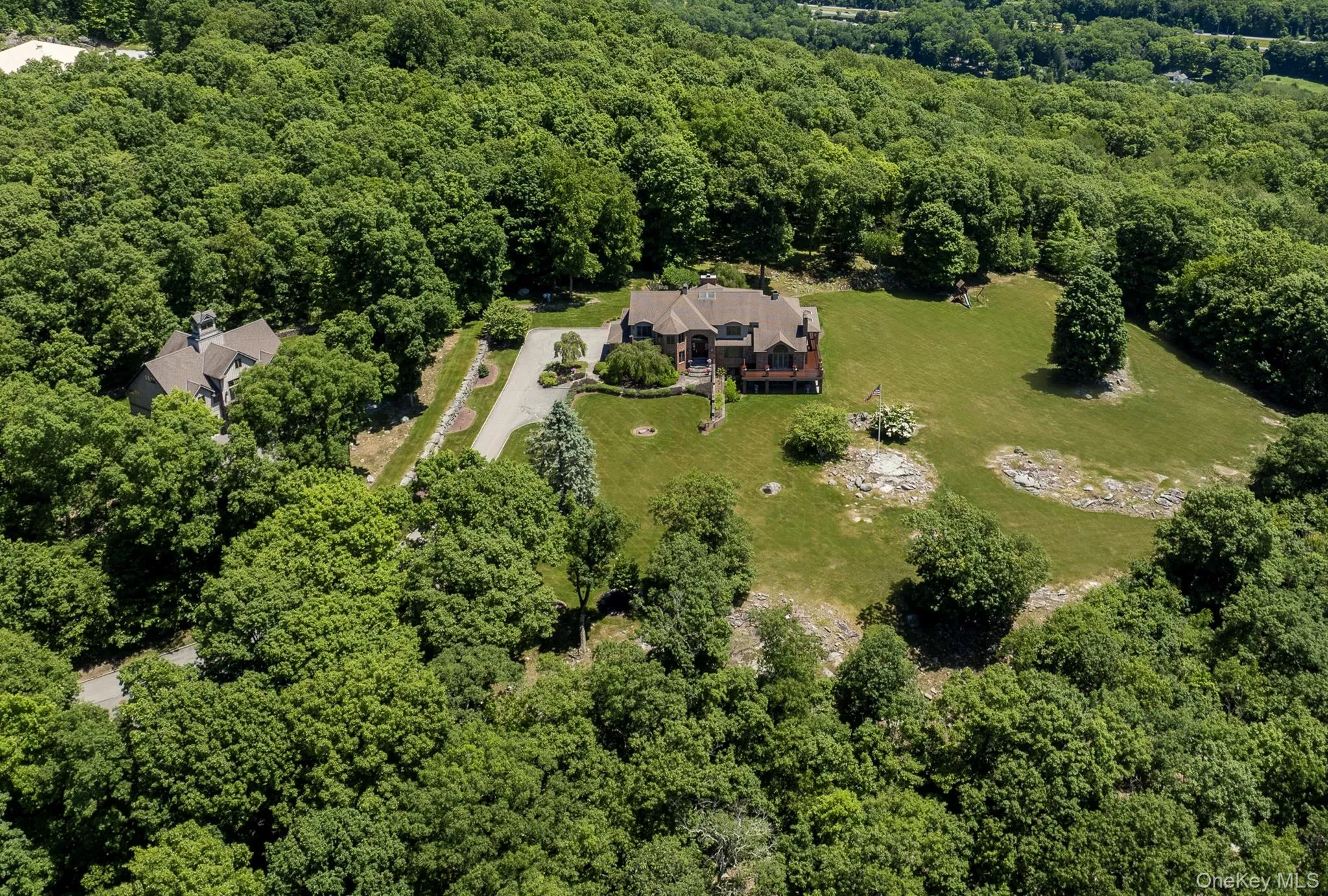 16 Reynwood Drive, Southeast, NY, 4 Bedrooms Bedrooms, 14 Rooms Rooms,5 BathroomsBathrooms,Residential,For Rent,Reynwood,0,947922 16 Reynwood Drive, Southeast, NY, 4 Bedrooms Bedrooms, 14 Rooms Rooms,5 BathroomsBathrooms,Residential,For Rent,Reynwood,0,947922