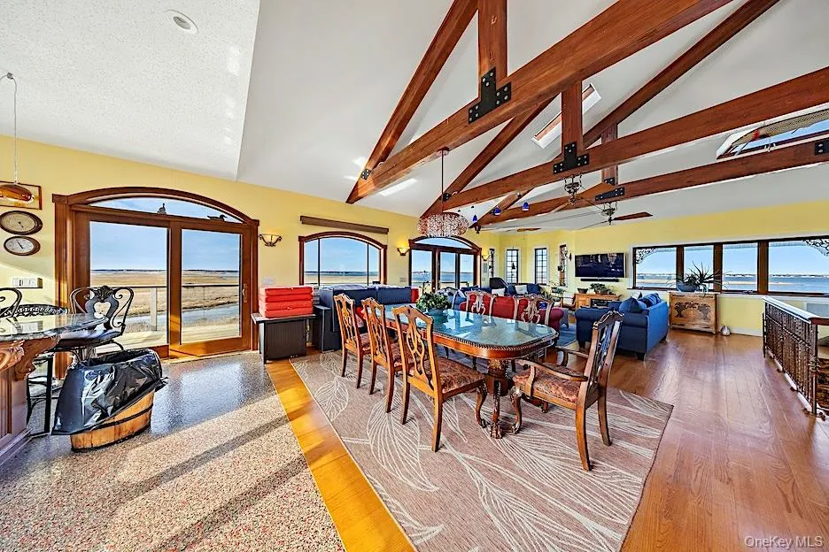 7 Widgeon Way, Southampton, NY, 5 Bedrooms Bedrooms, 10 Rooms Rooms,3 BathroomsBathrooms,Residential Lease,For Rent,Widgeon,0,947950 7 Widgeon Way, Southampton, NY, 5 Bedrooms Bedrooms, 10 Rooms Rooms,3 BathroomsBathrooms,Residential Lease,For Rent,Widgeon,0,947950