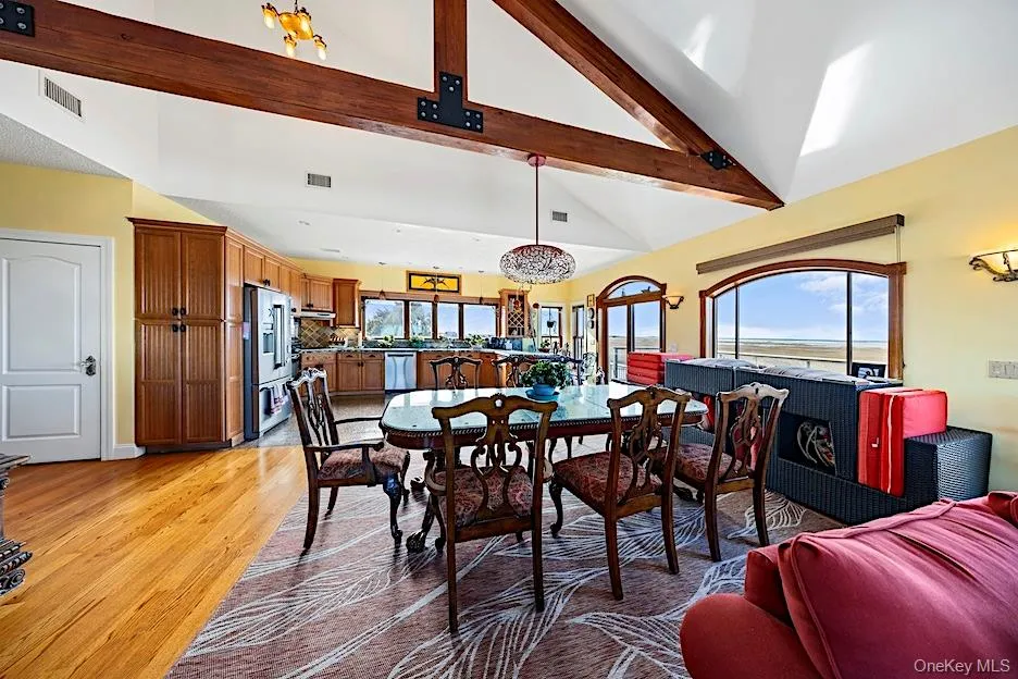 7 Widgeon Way, Southampton, NY, 5 Bedrooms Bedrooms, 10 Rooms Rooms,3 BathroomsBathrooms,Residential Lease,For Rent,Widgeon,0,947950 7 Widgeon Way, Southampton, NY, 5 Bedrooms Bedrooms, 10 Rooms Rooms,3 BathroomsBathrooms,Residential Lease,For Rent,Widgeon,0,947950