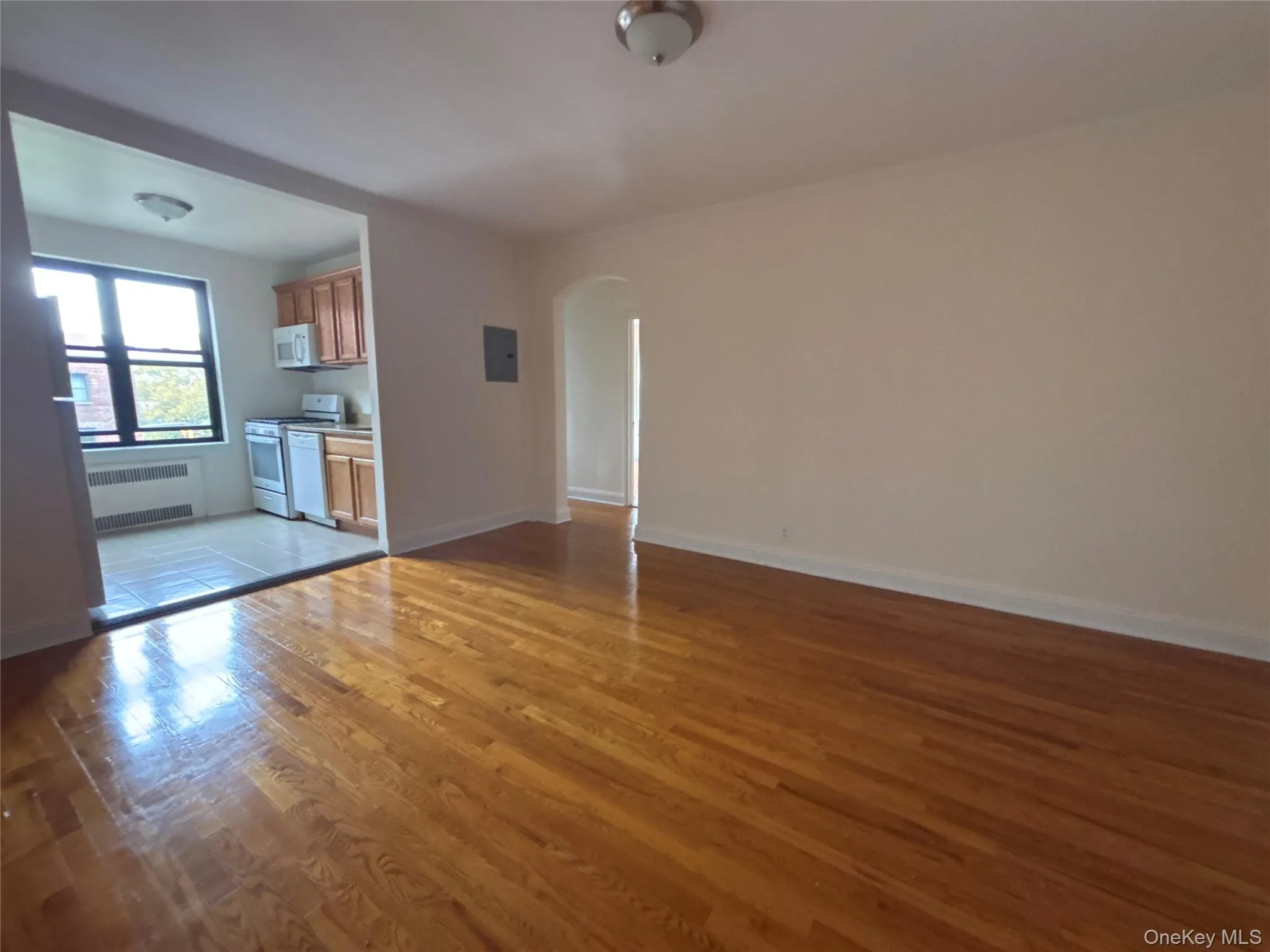 160 Middle Neck Road, North Hempstead, NY, 2 Bedrooms Bedrooms, 5 Rooms Rooms,2 BathroomsBathrooms,Residential Lease,Idx,Middle Neck,0,947975 160 Middle Neck Road, North Hempstead, NY, 2 Bedrooms Bedrooms, 5 Rooms Rooms,2 BathroomsBathrooms,Residential Lease,Idx,Middle Neck,0,947975