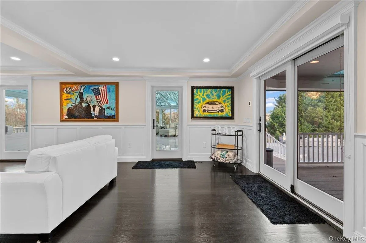 19 Tiana Road, Southampton, NY, 8 Bedrooms Bedrooms, 16 Rooms Rooms,6 BathroomsBathrooms,Residential Lease,Idx,Tiana,0,948005 19 Tiana Road, Southampton, NY, 8 Bedrooms Bedrooms, 16 Rooms Rooms,6 BathroomsBathrooms,Residential Lease,Idx,Tiana,0,948005