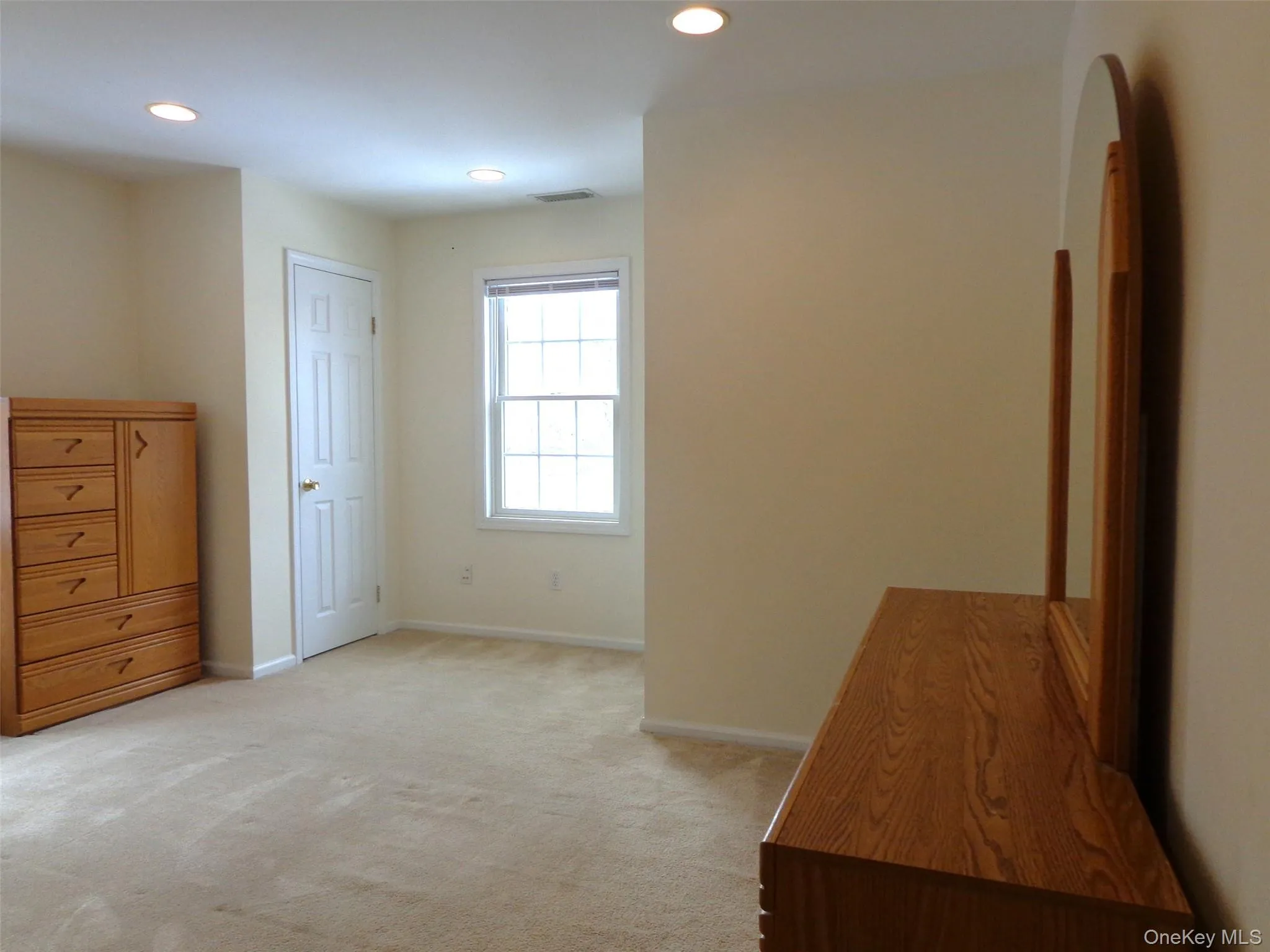 1828 Commerce Street, Yorktown, NY, 1 Bedroom Bedrooms, 3 Rooms Rooms,1 BathroomBathrooms,Residential Lease,For Rent,Commerce,0,948009 1828 Commerce Street, Yorktown, NY, 1 Bedroom Bedrooms, 3 Rooms Rooms,1 BathroomBathrooms,Residential Lease,For Rent,Commerce,0,948009