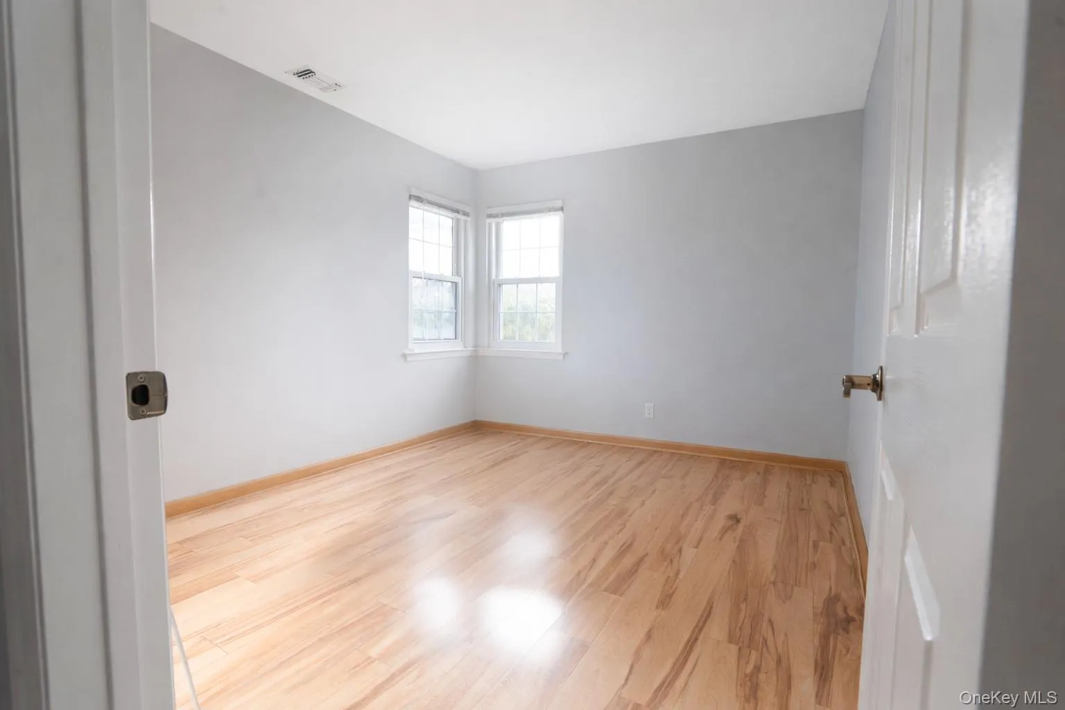 145 Theodore Drive, Brookhaven, NY, 2 Bedrooms Bedrooms, 5 Rooms Rooms,2 BathroomsBathrooms,Residential Lease,For Rent,Theodore,0,KEY948032 145 Theodore Drive, Brookhaven, NY, 2 Bedrooms Bedrooms, 5 Rooms Rooms,2 BathroomsBathrooms,Residential Lease,For Rent,Theodore,0,KEY948032