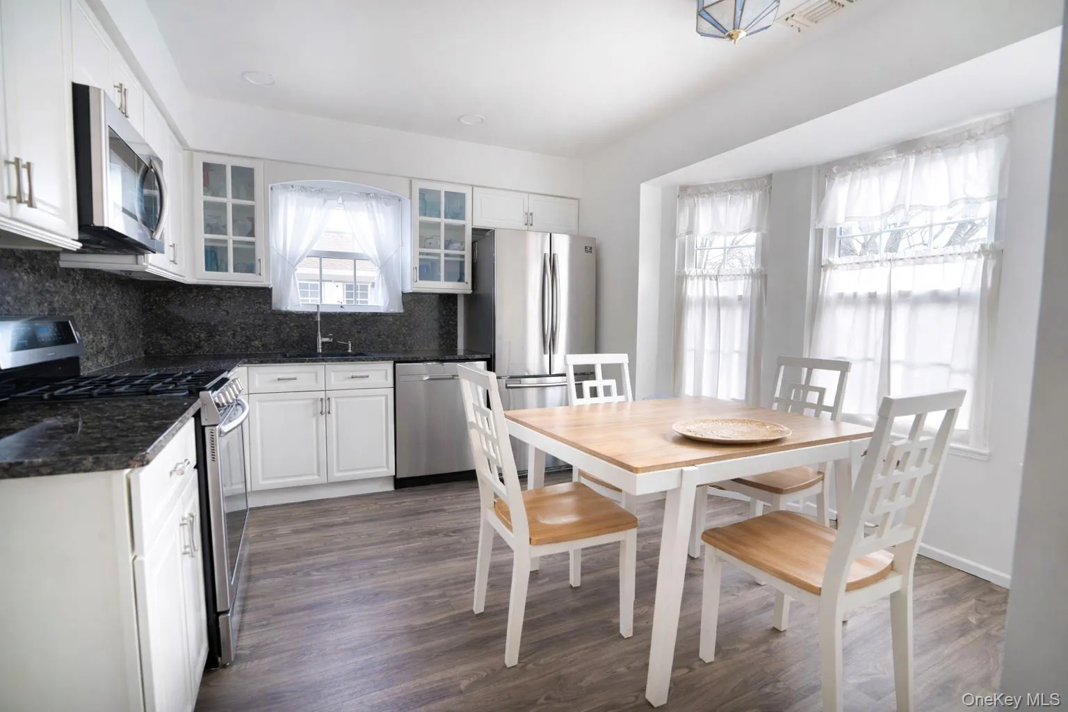 145 Theodore Drive, Brookhaven, NY, 2 Bedrooms Bedrooms, 5 Rooms Rooms,2 BathroomsBathrooms,Residential Lease,For Rent,Theodore,0,KEY948032 145 Theodore Drive, Brookhaven, NY, 2 Bedrooms Bedrooms, 5 Rooms Rooms,2 BathroomsBathrooms,Residential Lease,For Rent,Theodore,0,KEY948032