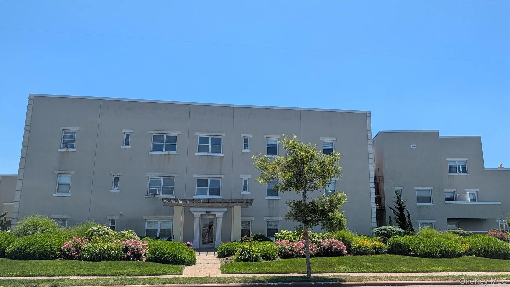 138-11 Beach Channel Drive, New York, NY, 1 Bedroom Bedrooms, 3 Rooms Rooms,1 BathroomBathrooms,Residential,For Rent,Beach Channel,0,948035 138-11 Beach Channel Drive, New York, NY, 1 Bedroom Bedrooms, 3 Rooms Rooms,1 BathroomBathrooms,Residential,For Rent,Beach Channel,0,948035