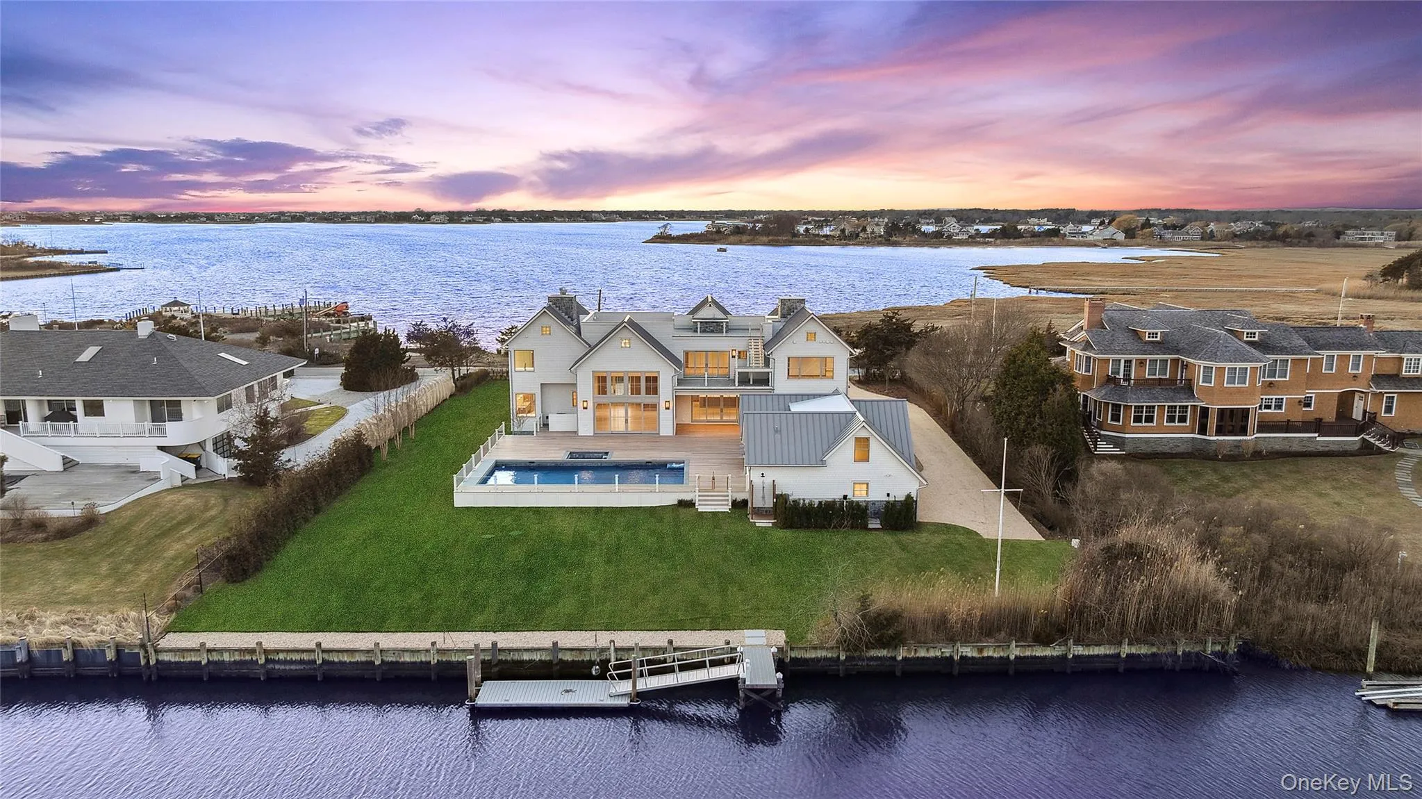 32 Quogo Neck Lane, Southampton, New York 11959