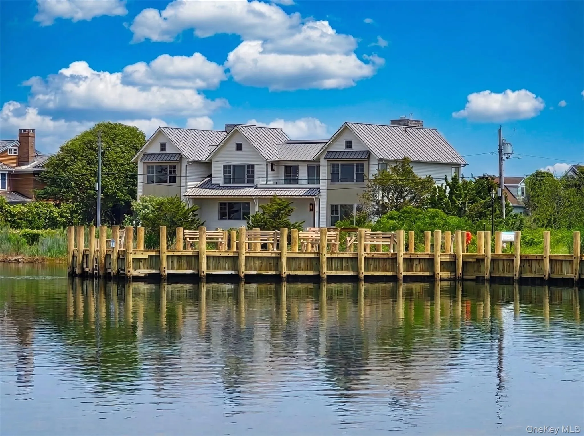 32 Quogo Neck Lane, Southampton, New York 11959