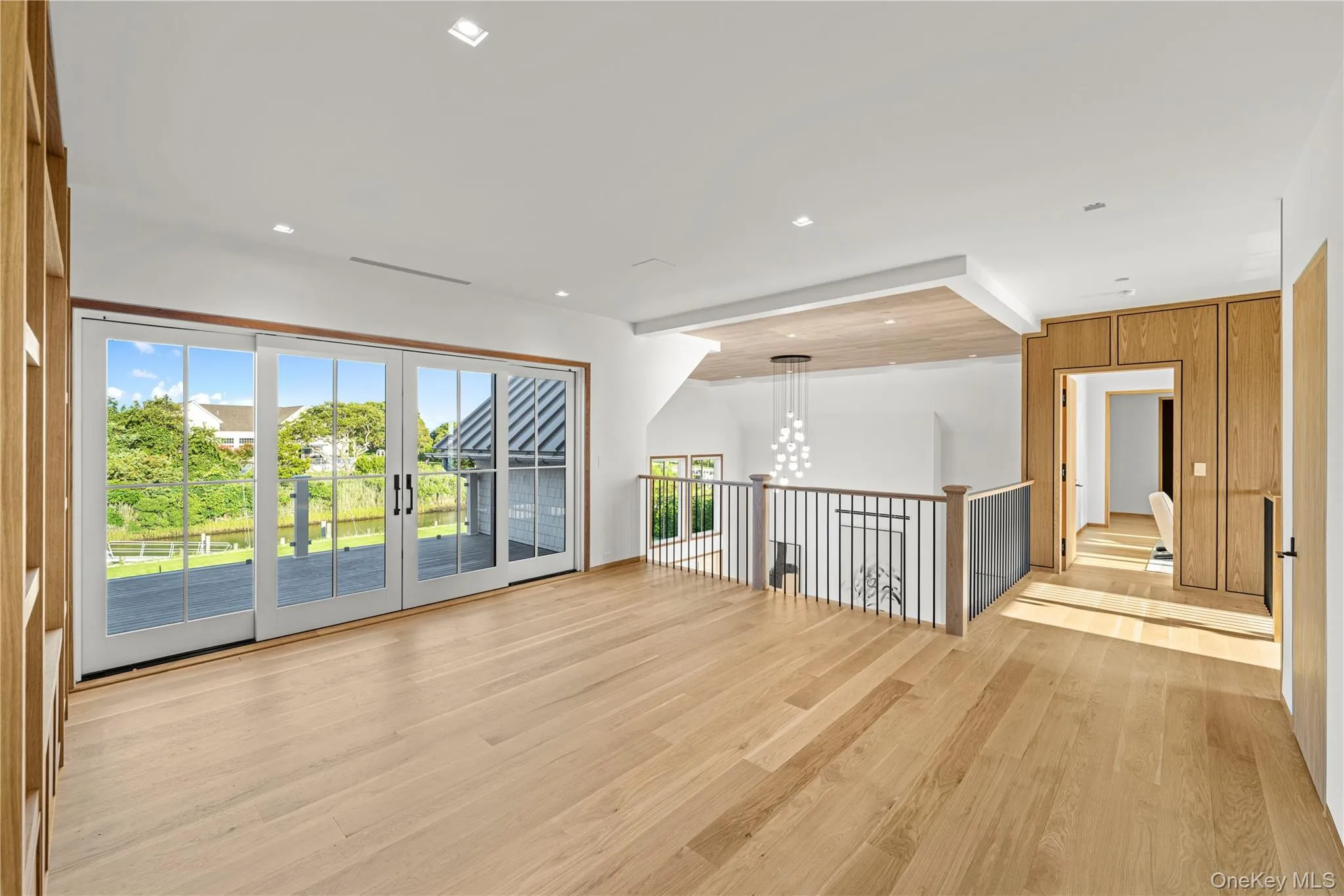 32 Quogo Neck Lane, Southampton, New York 11959