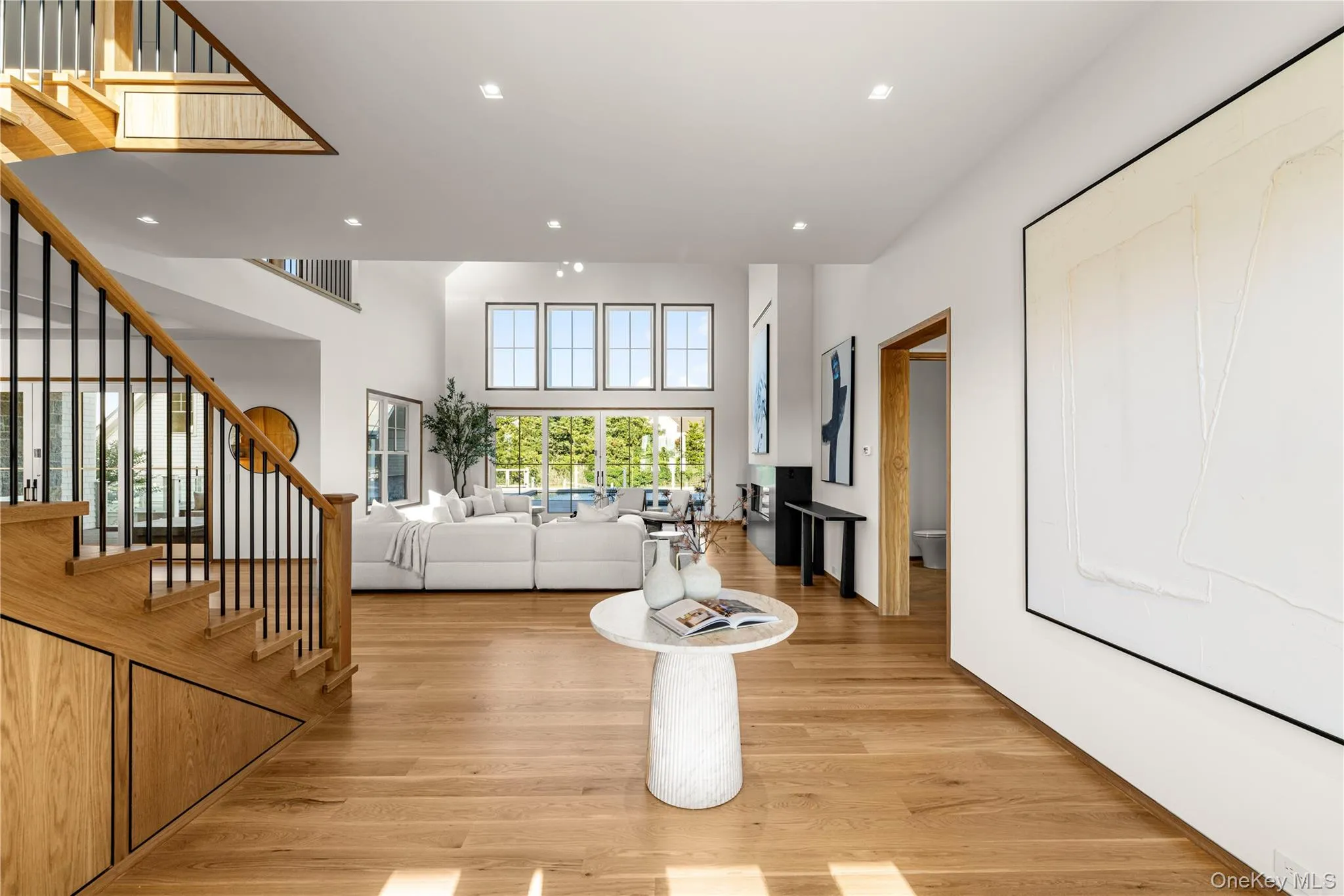 32 Quogo Neck Lane, Southampton, New York 11959