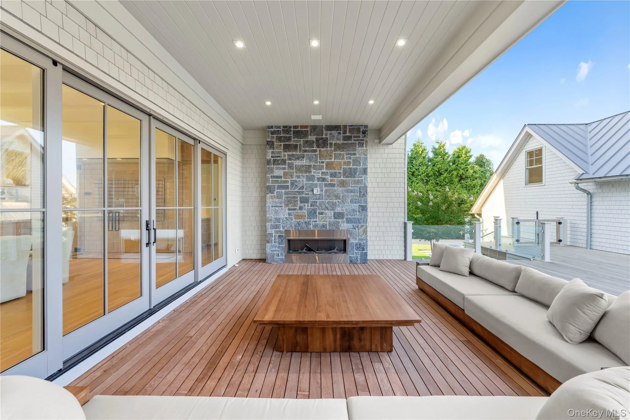 32 Quogo Neck Lane, Southampton, New York 11959
