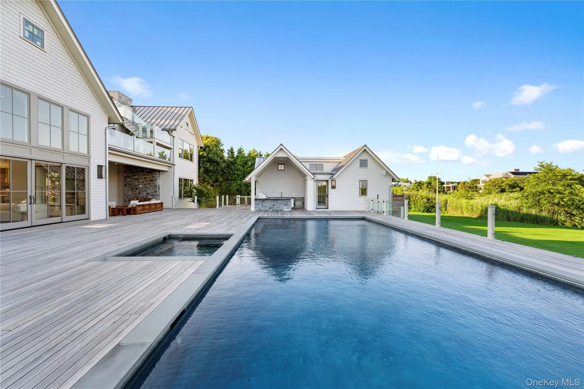32 Quogo Neck Lane, Southampton, New York 11959