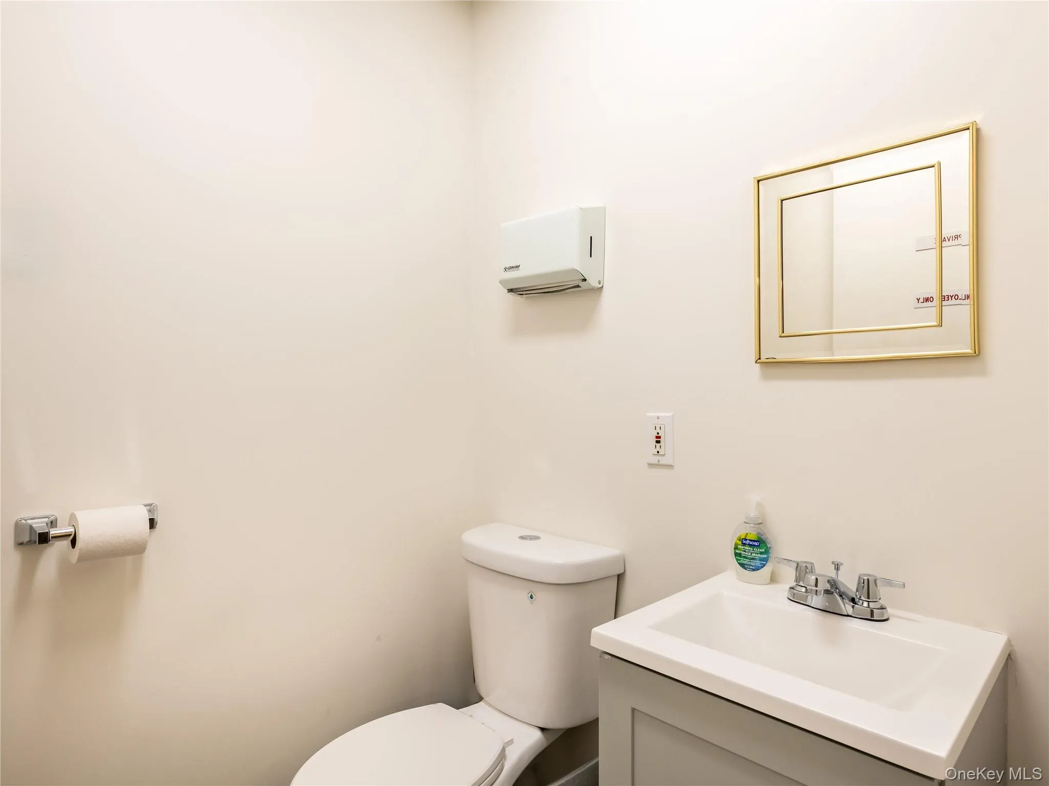 450 Plandome Road, North Hempstead, NY, ,Commercial Lease,Idx,Plandome,0,948087 450 Plandome Road, North Hempstead, NY, ,Commercial Lease,Idx,Plandome,0,948087