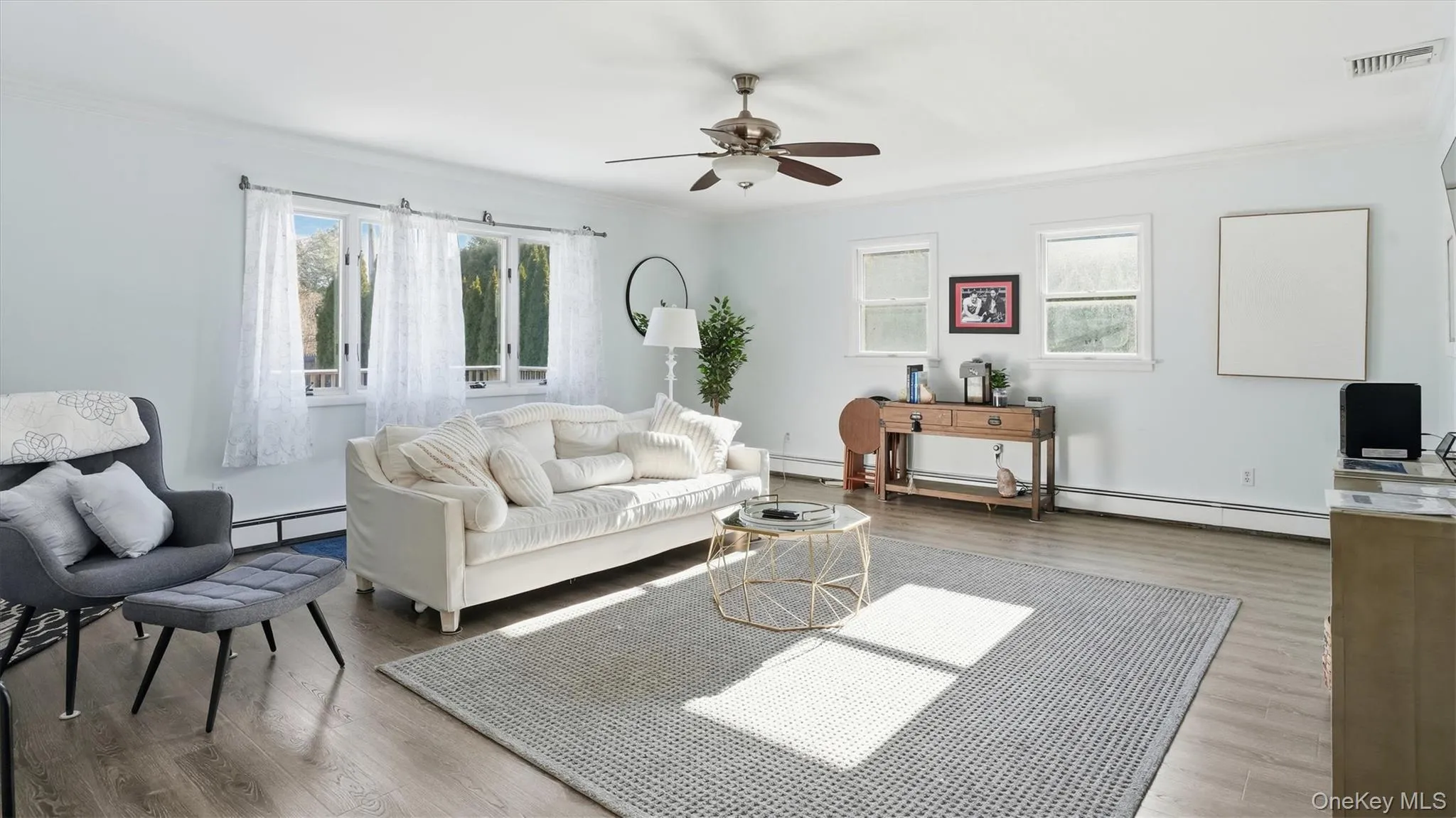 44 Oak Street, Southampton, NY, 4 Bedrooms Bedrooms, 8 Rooms Rooms,3 BathroomsBathrooms,Residential Lease,Idx,Oak,0,948137 44 Oak Street, Southampton, NY, 4 Bedrooms Bedrooms, 8 Rooms Rooms,3 BathroomsBathrooms,Residential Lease,Idx,Oak,0,948137