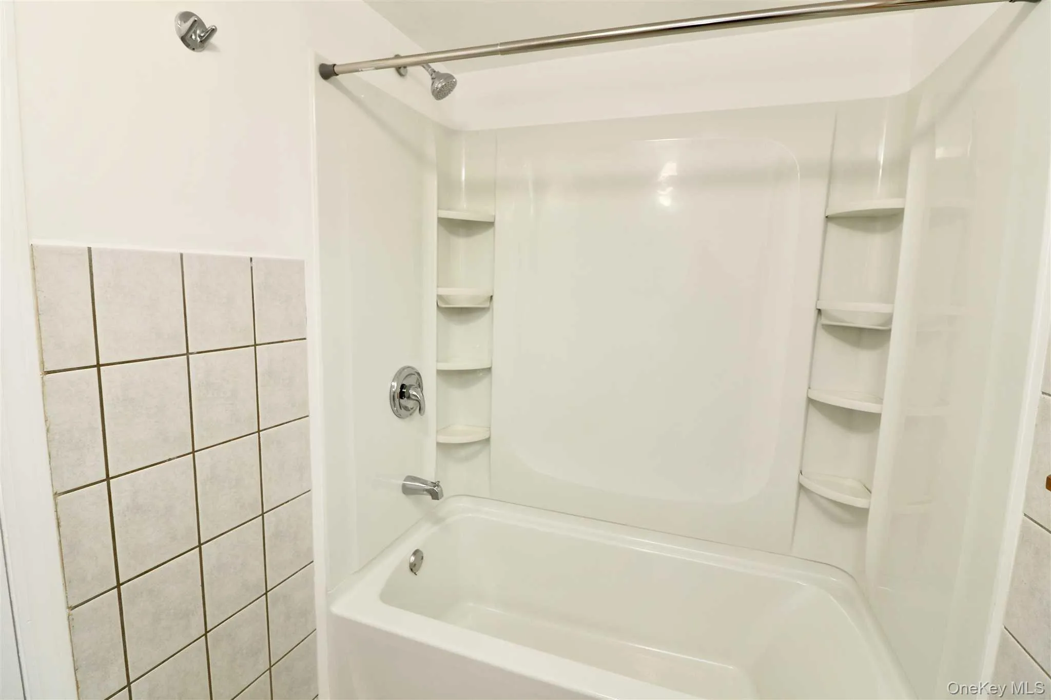128 CATHERINE Street, Beacon, NY, 2 Bedrooms Bedrooms, 4 Rooms Rooms,1 BathroomBathrooms,Residential Lease,Idx,CATHERINE,0,948165 128 CATHERINE Street, Beacon, NY, 2 Bedrooms Bedrooms, 4 Rooms Rooms,1 BathroomBathrooms,Residential Lease,Idx,CATHERINE,0,948165