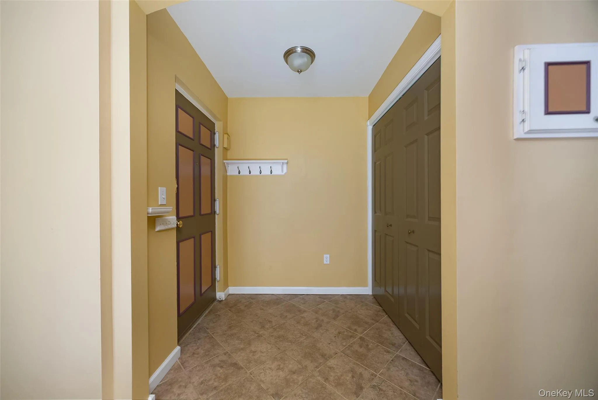Hall with baseboards Hall with baseboards