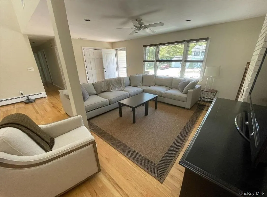 215 Northfield Lane, Southold, NY, 4 Bedrooms Bedrooms, 6 Rooms Rooms,3 BathroomsBathrooms,Residential Lease,Idx,Northfield,0,948197 215 Northfield Lane, Southold, NY, 4 Bedrooms Bedrooms, 6 Rooms Rooms,3 BathroomsBathrooms,Residential Lease,Idx,Northfield,0,948197