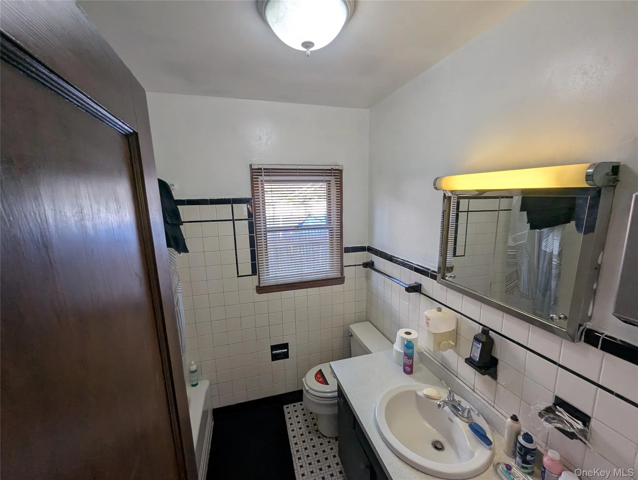 153 Main Street, Smithtown, NY, 3 Bedrooms Bedrooms, 6 Rooms Rooms,1 BathroomBathrooms,Residential Sale,For Rent,Main,0,948257 153 Main Street, Smithtown, NY, 3 Bedrooms Bedrooms, 6 Rooms Rooms,1 BathroomBathrooms,Residential Sale,For Rent,Main,0,948257