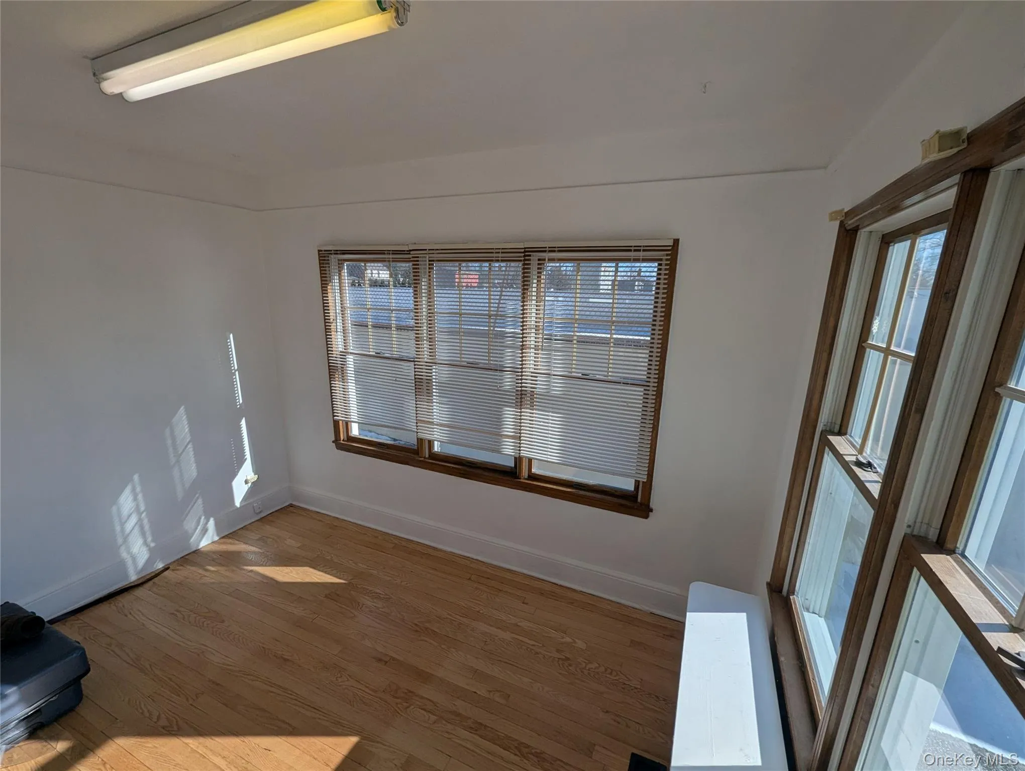 153 Main Street, Smithtown, NY, 3 Bedrooms Bedrooms, 6 Rooms Rooms,1 BathroomBathrooms,Residential Sale,For Rent,Main,0,948257 153 Main Street, Smithtown, NY, 3 Bedrooms Bedrooms, 6 Rooms Rooms,1 BathroomBathrooms,Residential Sale,For Rent,Main,0,948257