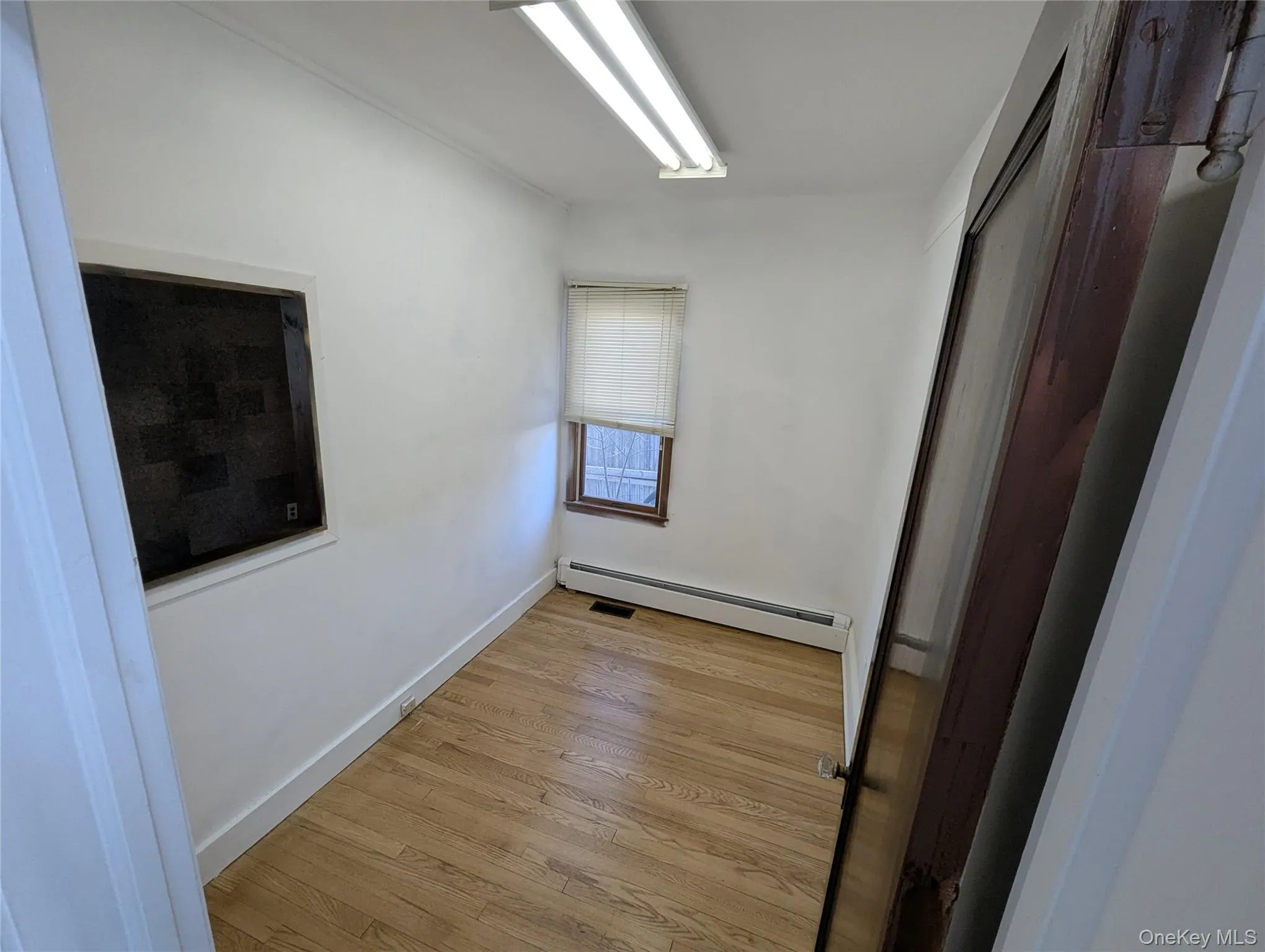 153 Main Street, Smithtown, NY, 3 Bedrooms Bedrooms, 6 Rooms Rooms,1 BathroomBathrooms,Residential Sale,For Rent,Main,0,948257 153 Main Street, Smithtown, NY, 3 Bedrooms Bedrooms, 6 Rooms Rooms,1 BathroomBathrooms,Residential Sale,For Rent,Main,0,948257