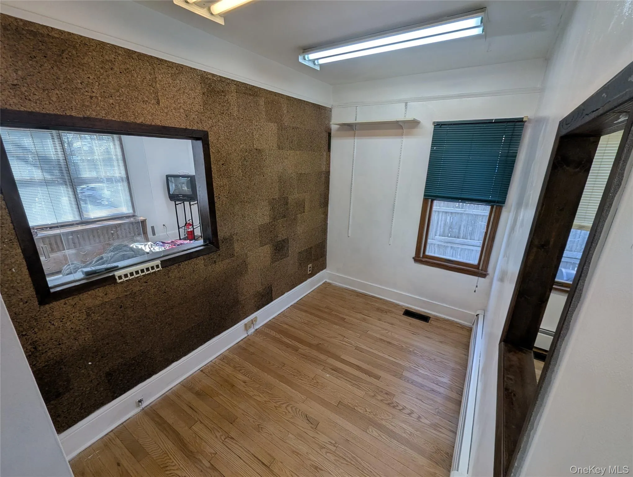 153 Main Street, Smithtown, NY, 3 Bedrooms Bedrooms, 6 Rooms Rooms,1 BathroomBathrooms,Residential Sale,For Rent,Main,0,948257 153 Main Street, Smithtown, NY, 3 Bedrooms Bedrooms, 6 Rooms Rooms,1 BathroomBathrooms,Residential Sale,For Rent,Main,0,948257