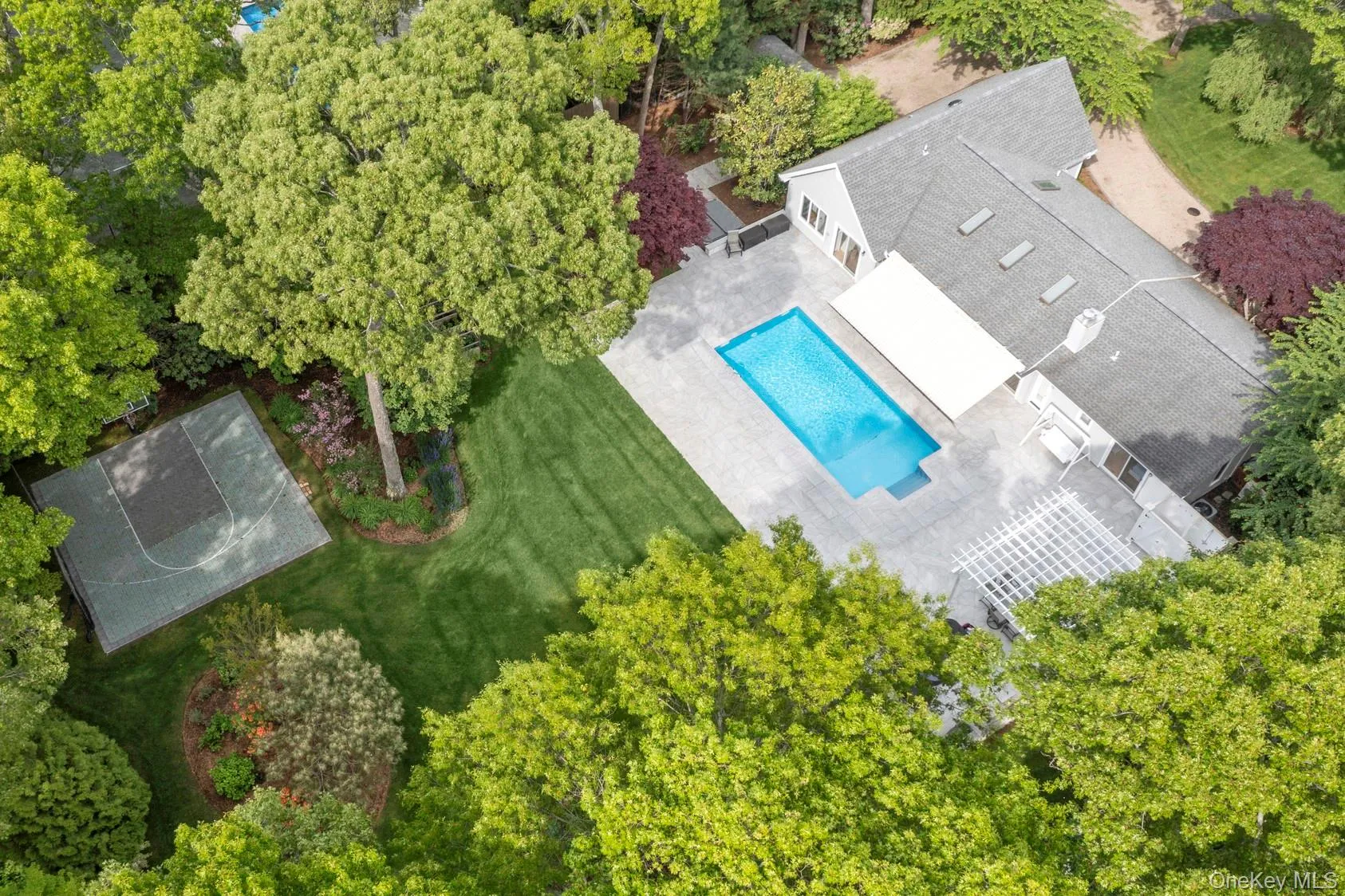 47 Bridle Path, Southampton, NY, 4 Bedrooms Bedrooms, 10 Rooms Rooms,3 BathroomsBathrooms,Residential,For Rent,Bridle,0,948274 47 Bridle Path, Southampton, NY, 4 Bedrooms Bedrooms, 10 Rooms Rooms,3 BathroomsBathrooms,Residential,For Rent,Bridle,0,948274