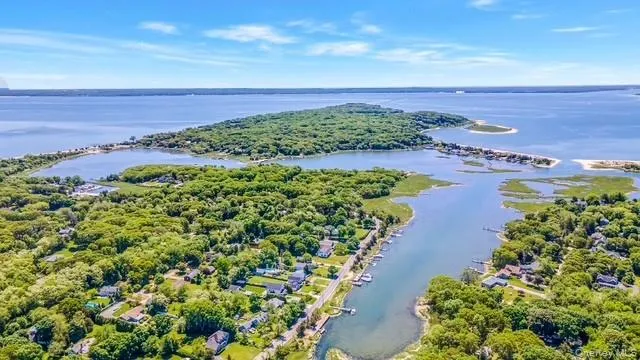 5415 Skunk Lane, Southold, NY, 3 Bedrooms Bedrooms, 5 Rooms Rooms,3 BathroomsBathrooms,Residential Lease,Idx,Skunk,0,948433 5415 Skunk Lane, Southold, NY, 3 Bedrooms Bedrooms, 5 Rooms Rooms,3 BathroomsBathrooms,Residential Lease,Idx,Skunk,0,948433