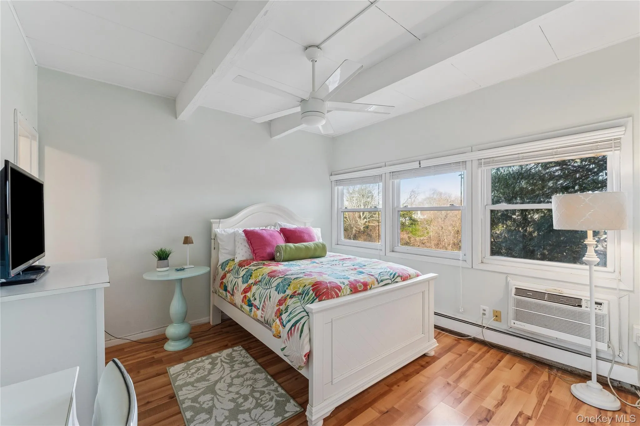 35 Library Avenue, Southampton, NY, 2 Bedrooms Bedrooms, 3 Rooms Rooms,2 BathroomsBathrooms,Residential Lease,For Rent,Library,0,948485 35 Library Avenue, Southampton, NY, 2 Bedrooms Bedrooms, 3 Rooms Rooms,2 BathroomsBathrooms,Residential Lease,For Rent,Library,0,948485