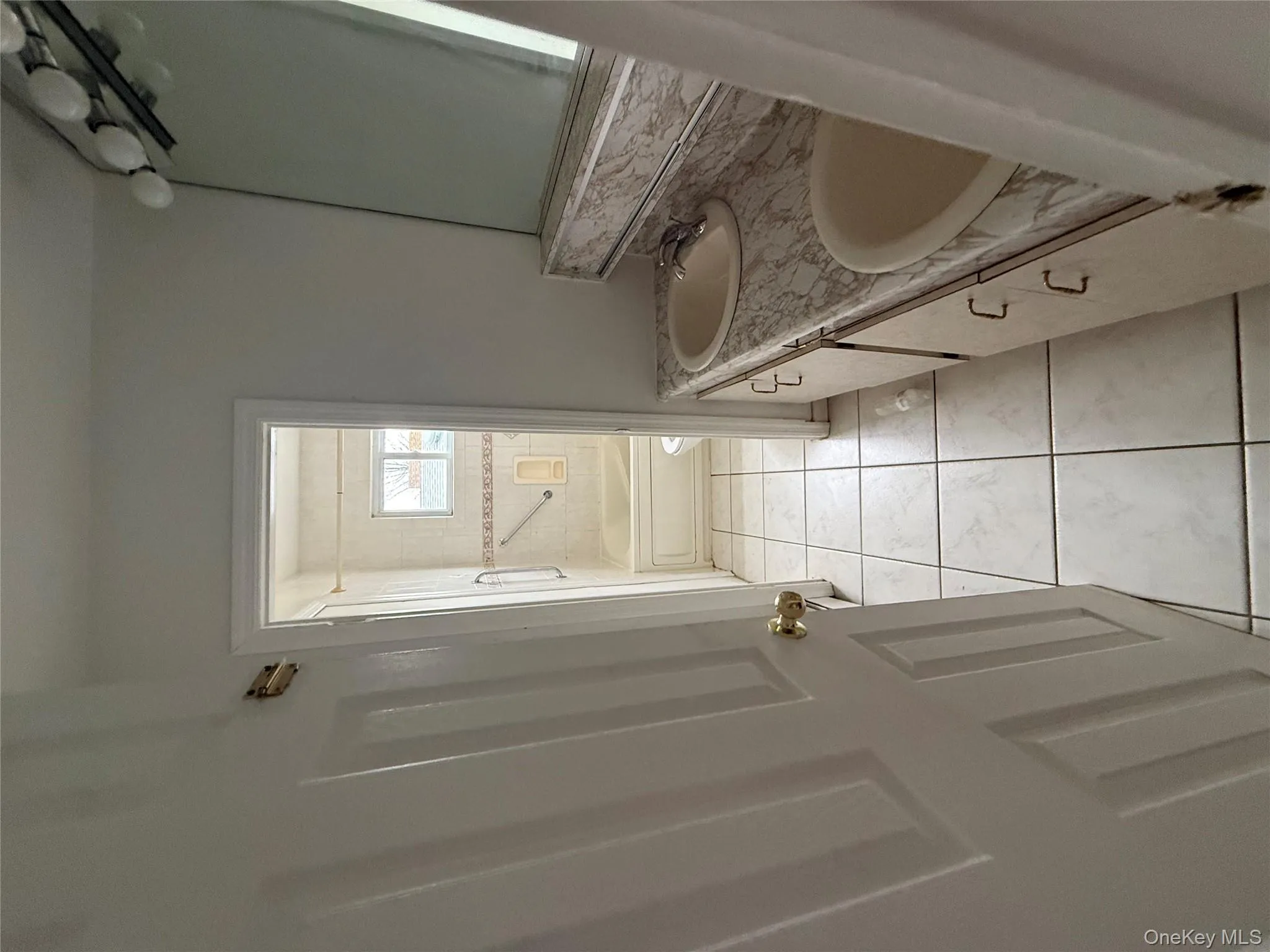 28 Weir, Hempstead, NY, 6 Bedrooms Bedrooms, 11 Rooms Rooms,2 BathroomsBathrooms,Residential Lease,For Rent,Weir,0,948512 28 Weir, Hempstead, NY, 6 Bedrooms Bedrooms, 11 Rooms Rooms,2 BathroomsBathrooms,Residential Lease,For Rent,Weir,0,948512